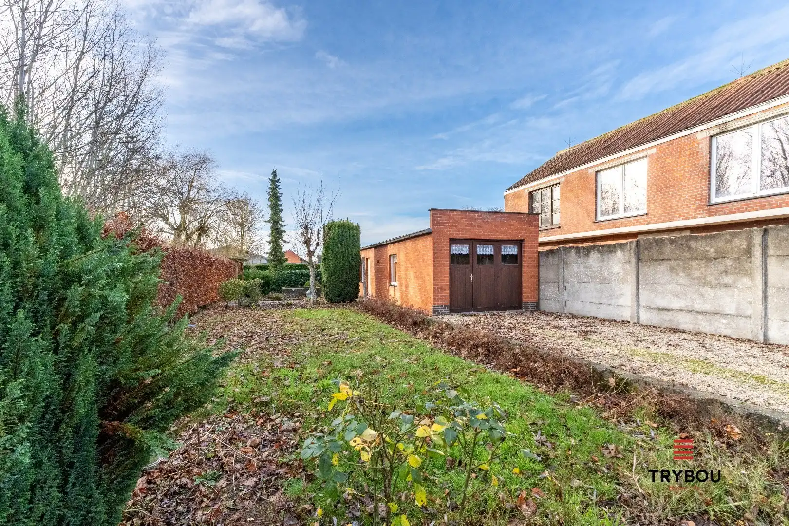 Tijdloze woning met veel mogelijkheden op ruim perceel foto 18