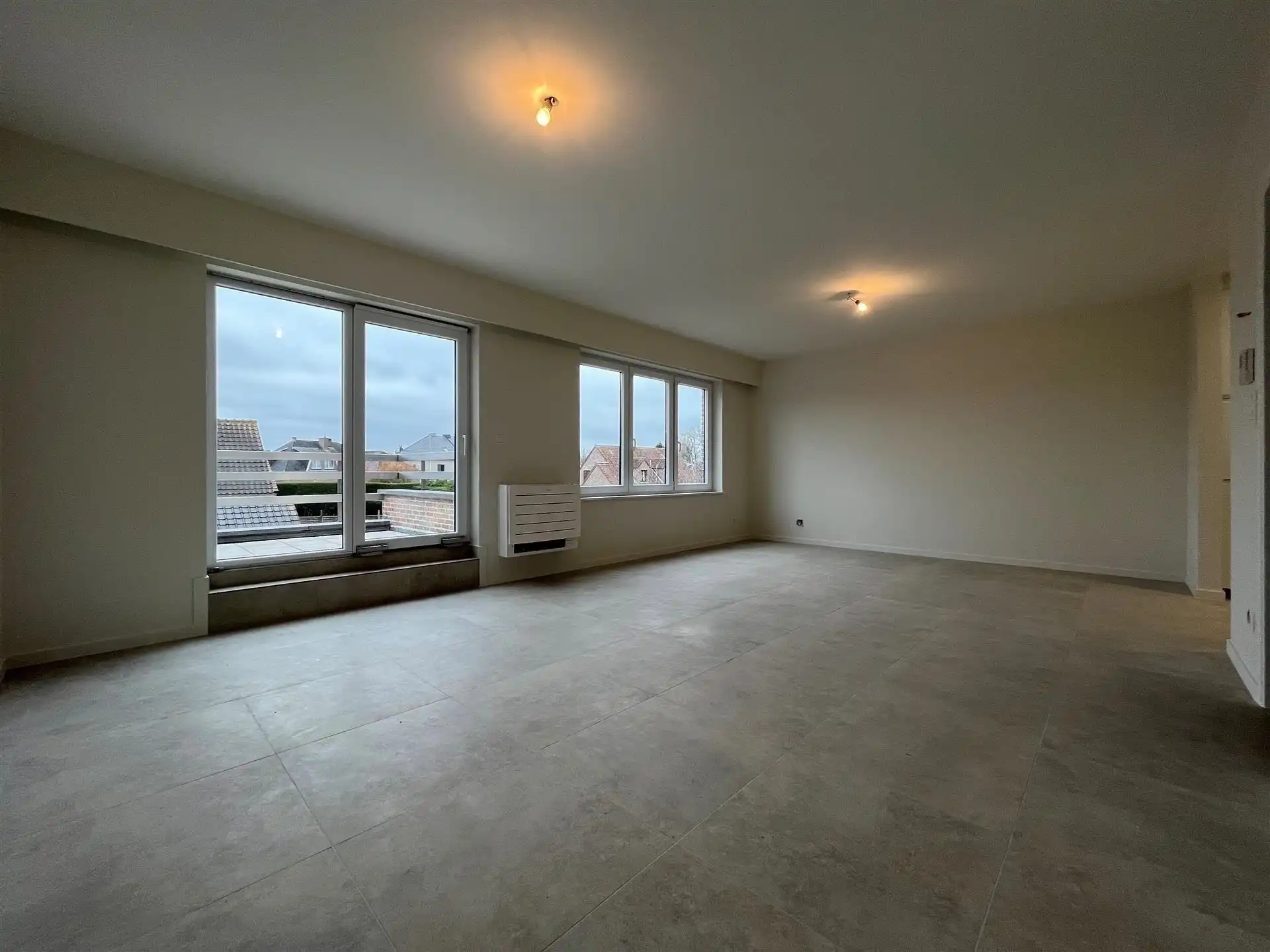 Appartement met terras en parking foto 3