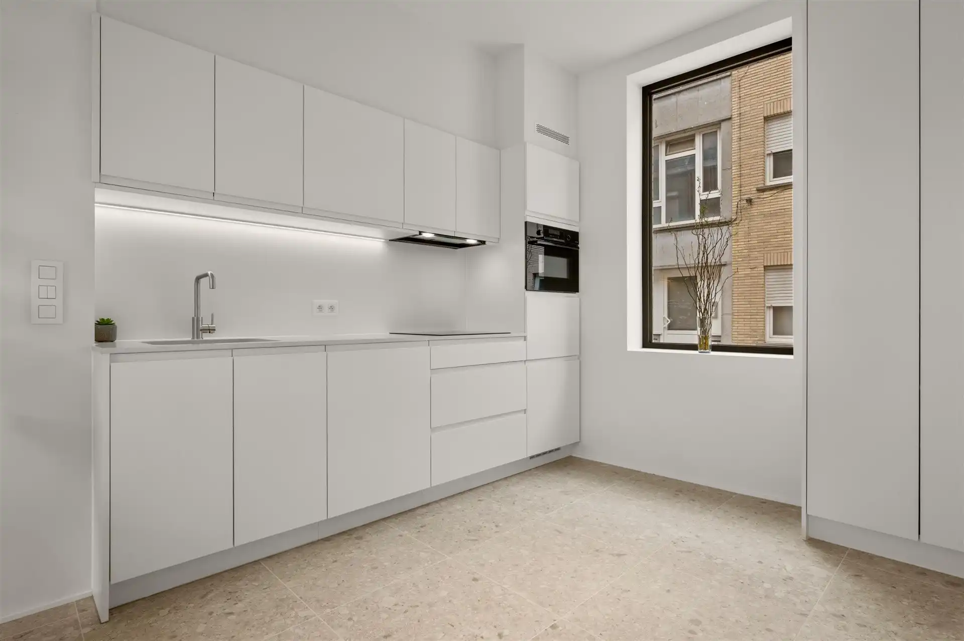 Knappe energiezuinige woning met 3 slpks en stadstuintje foto 4