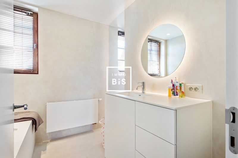 Exclusieve instapklare villa in het Zoute met zonnige tuin foto 20