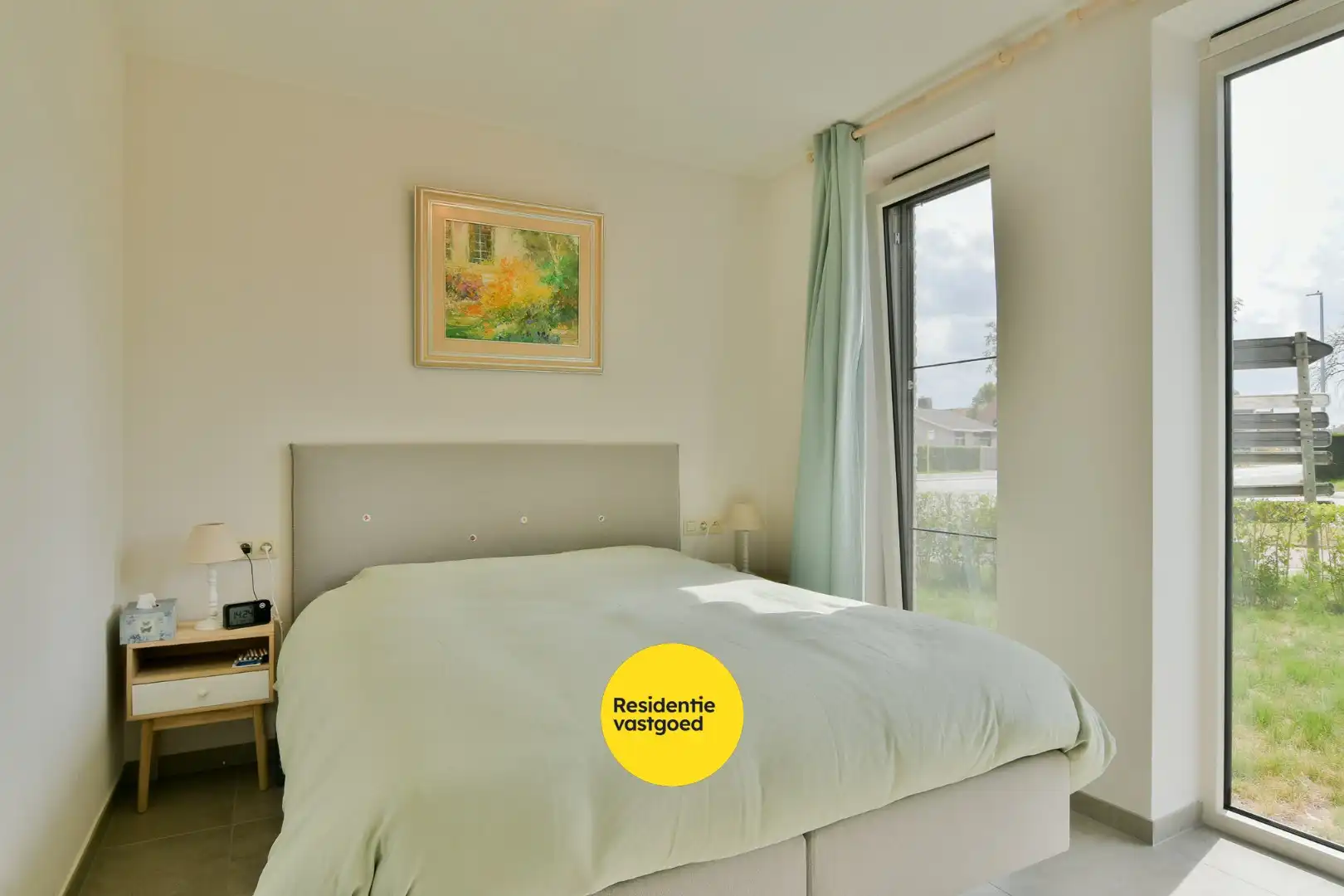 Gelijkvloers nieuwbouwapp met 2 slpks, tuin en garage te Brugge foto 8