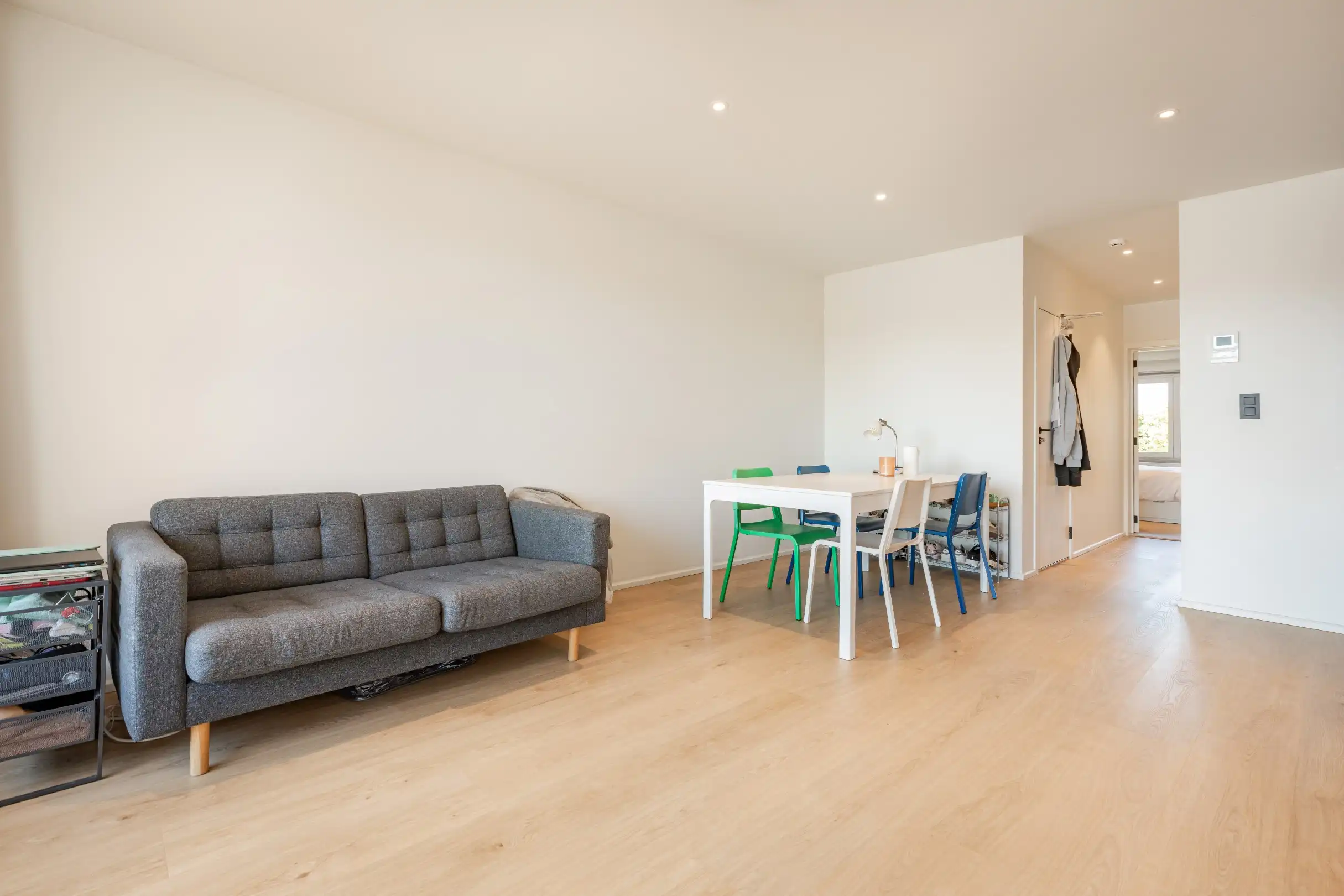 Deels bemeubeld 1-slaapkamer appartement foto 5