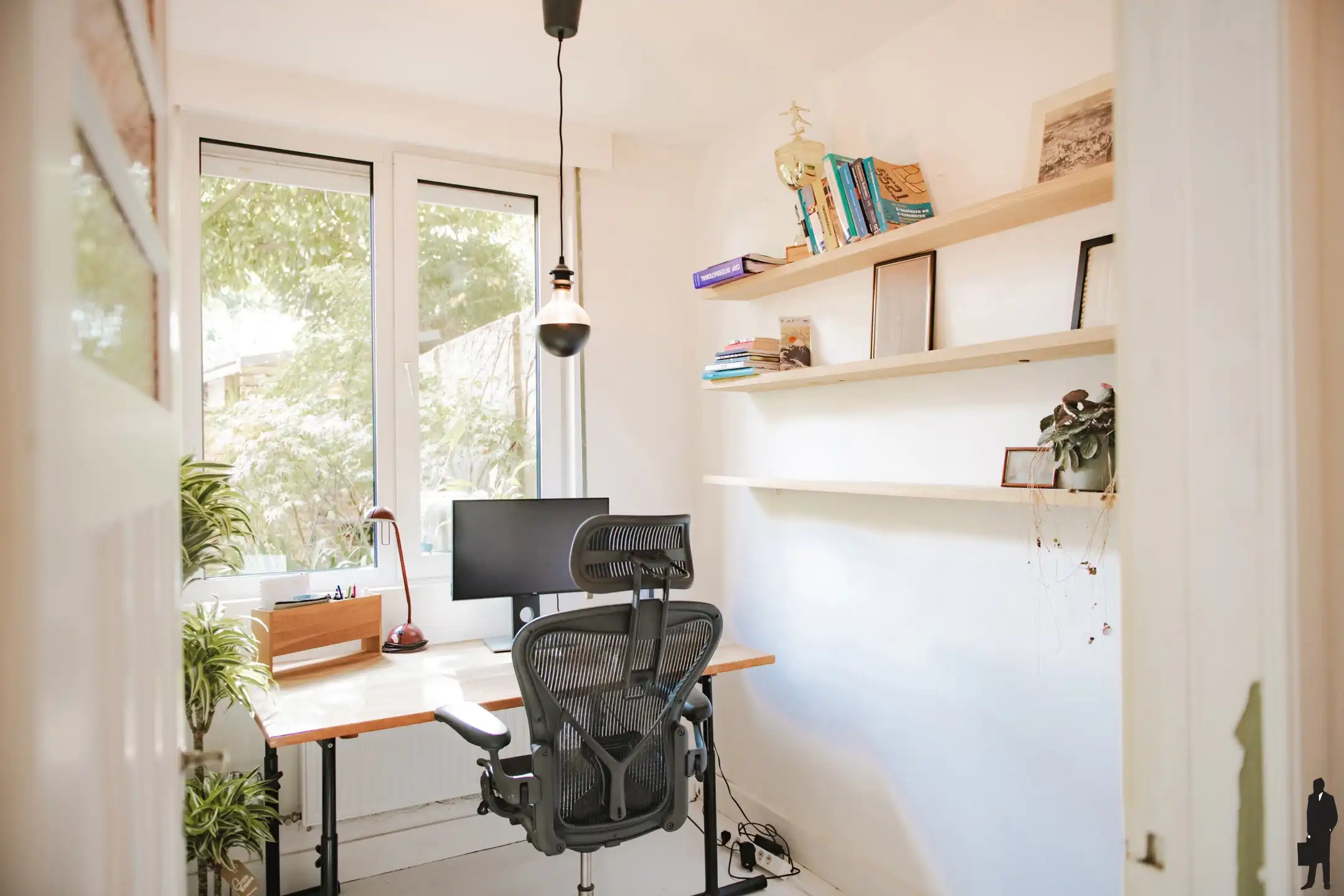 Ruim gelijkvloers appartement met tuin op toplocatie foto 25