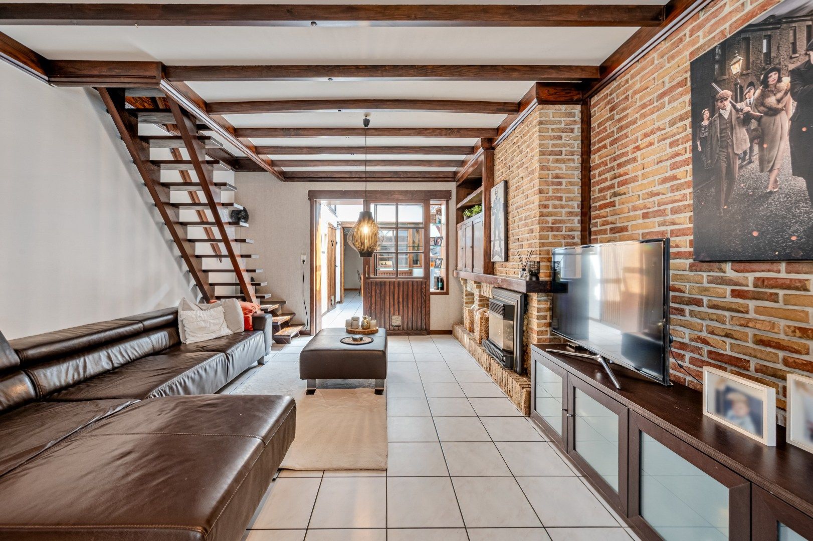Charmante, rustiek ingerichte woning op toplocatie in Mariakerke foto 6