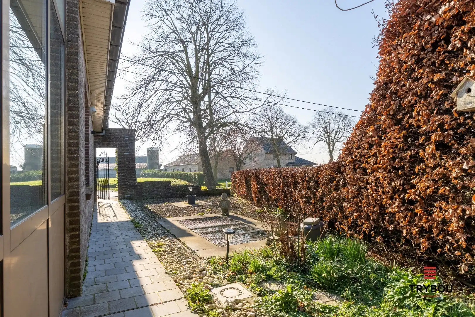 Landelijk gelegen woning met verzorgde tuin foto 18