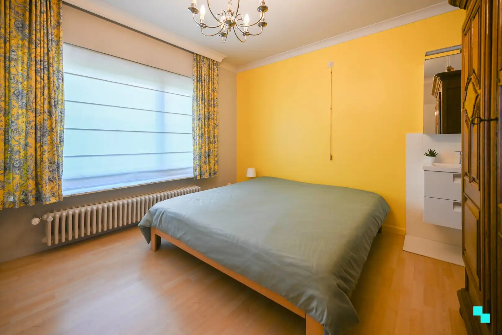 Ruime bungalow nabij centrum van Oostrozebeke foto 14