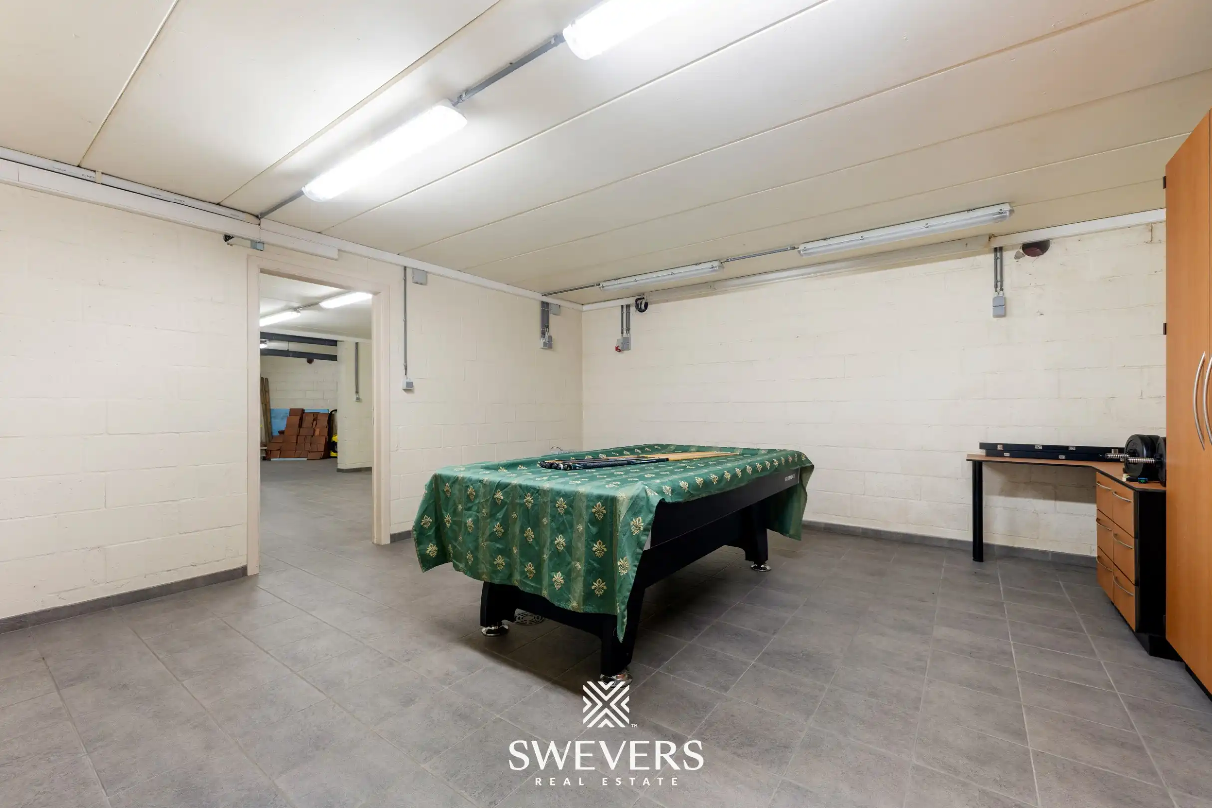 Ruime en instapklare villa met 5 slaapkamers op een perceel van 22a 96ca foto 37