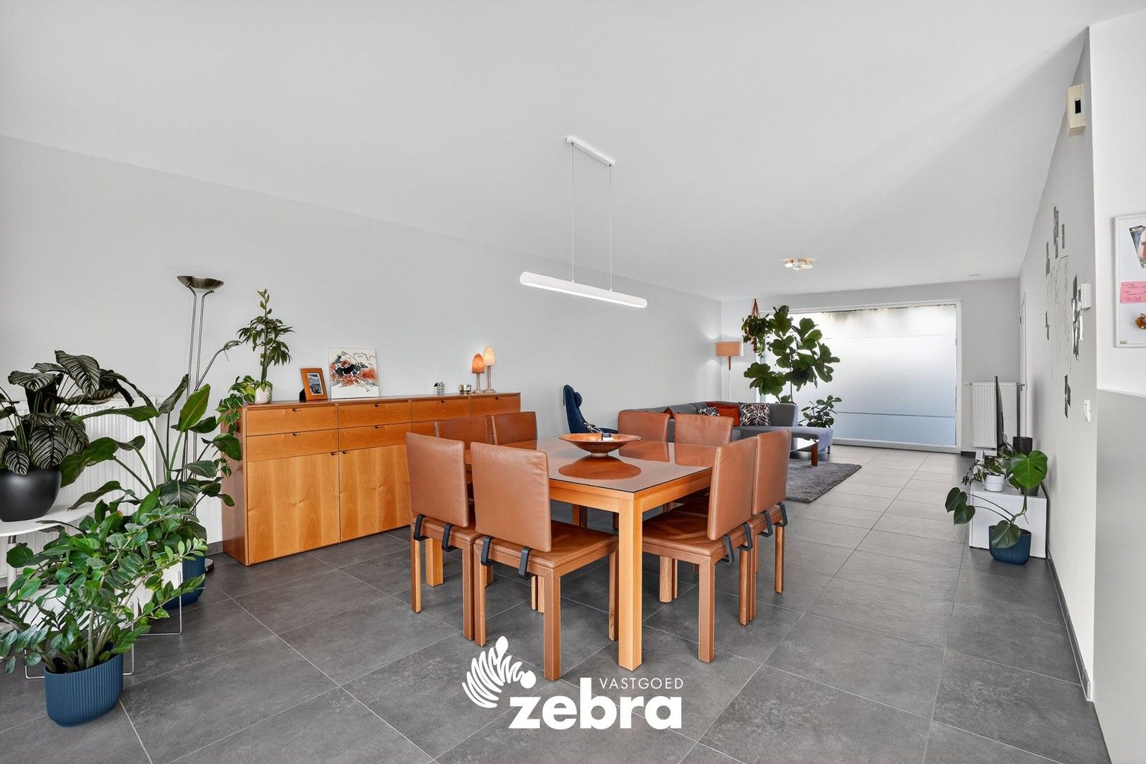 Instapklare woning met 4 SLK, 2 BADK en GARAGE! foto 7