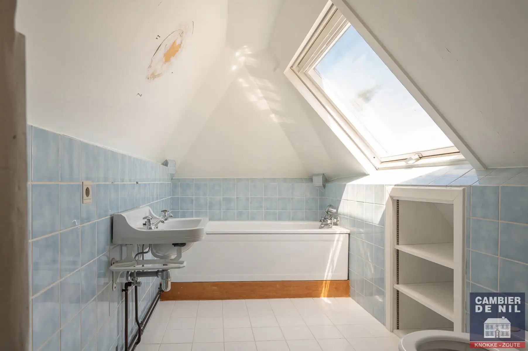 Charmante vrijstaande villa in hartje Zoute foto 24