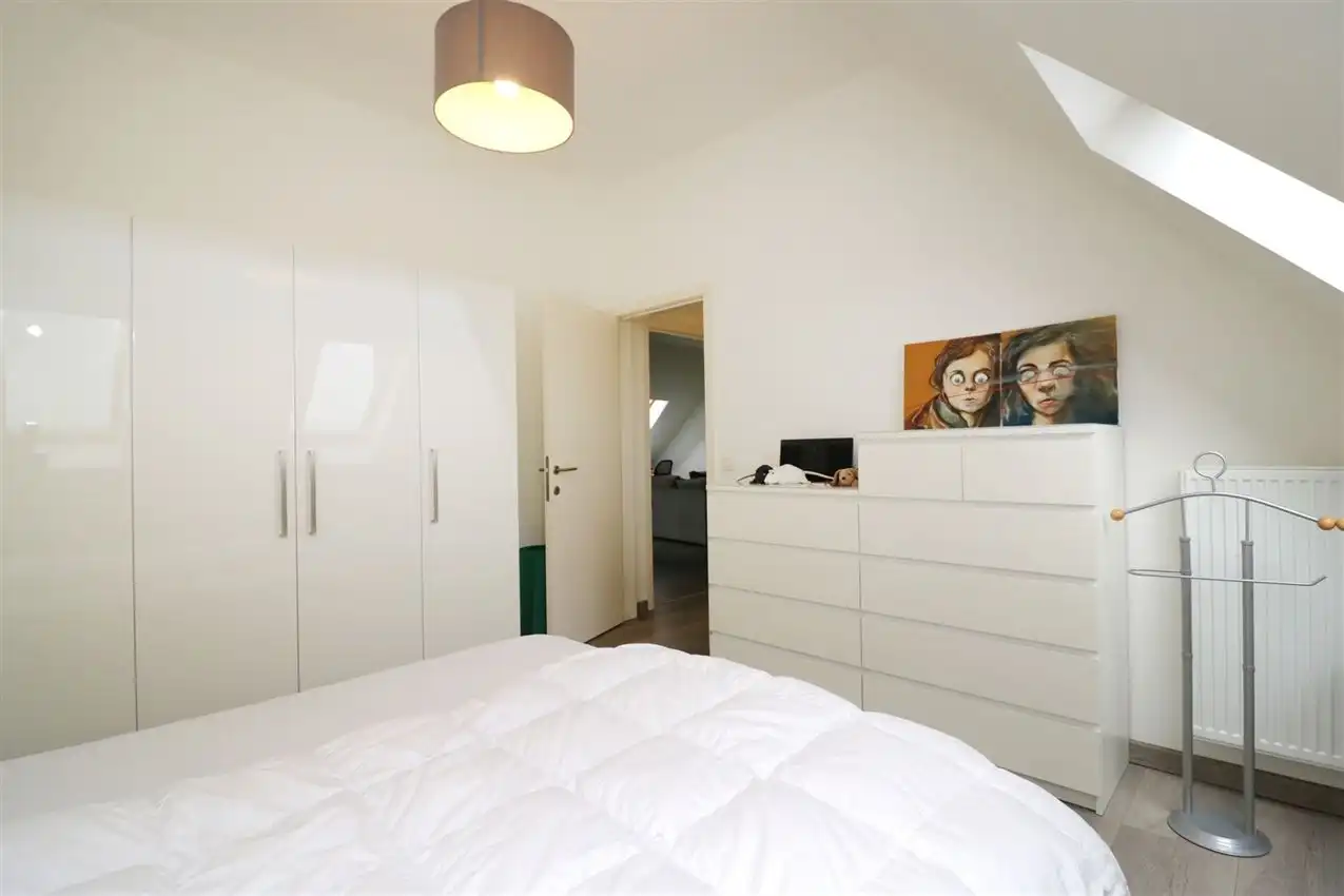 Zonnige penthouse met 2 slaapkamers, mooi terras, inclusief garage  foto 16