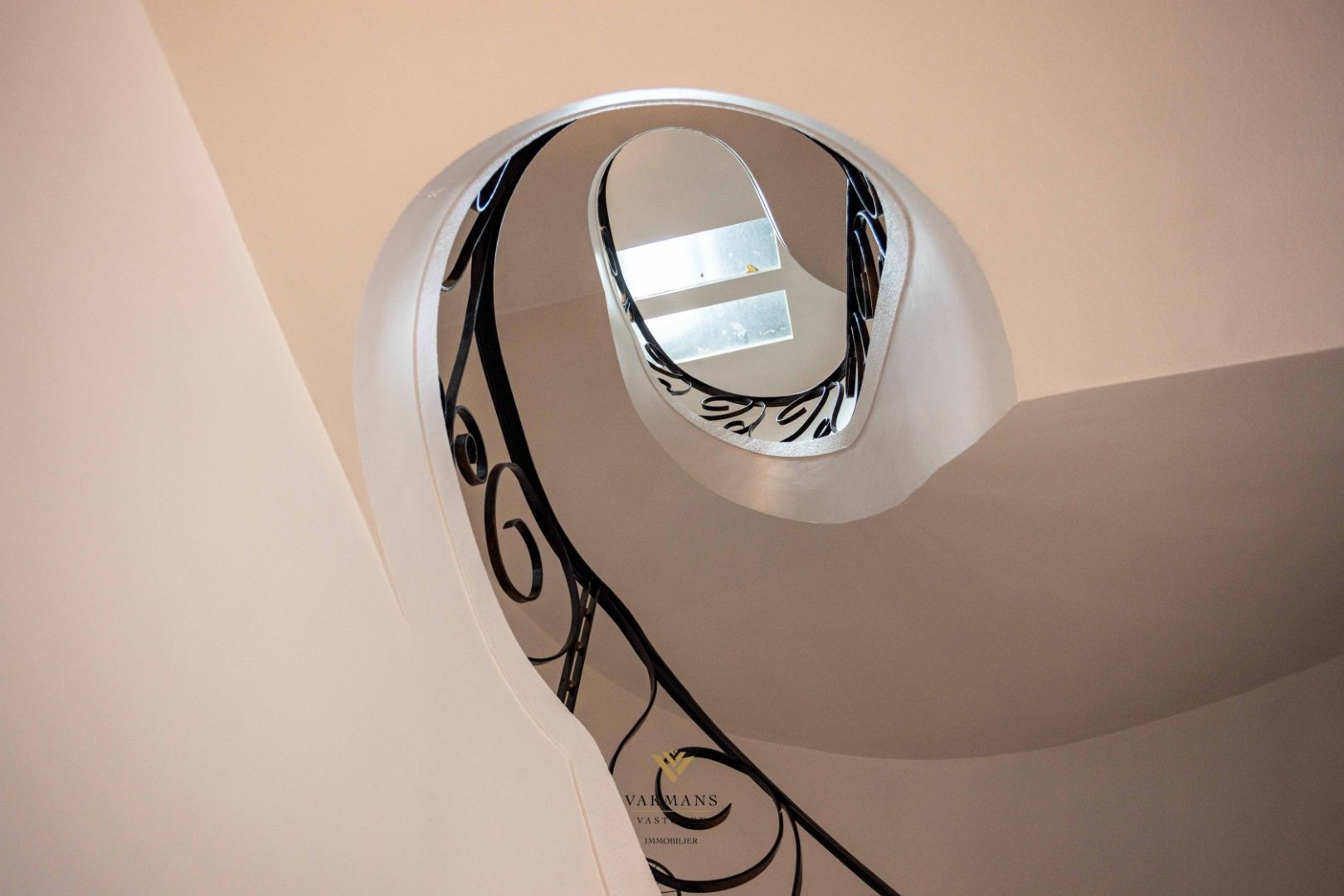 Herenwoning EPC A met 4 slaapkamers, garage en tuin. foto 5