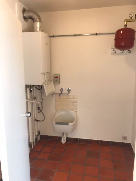 Rustig en zongeoriënteerd 3 slk appartement (153 m²), terras met een groen en weids uitzicht over het Kanaal Gent-Oostende, kelder met private autostaanplaats - op wandelafstand van AZ Sint Jan Campus en op 3 km  van het centrum van Brugge. foto 20