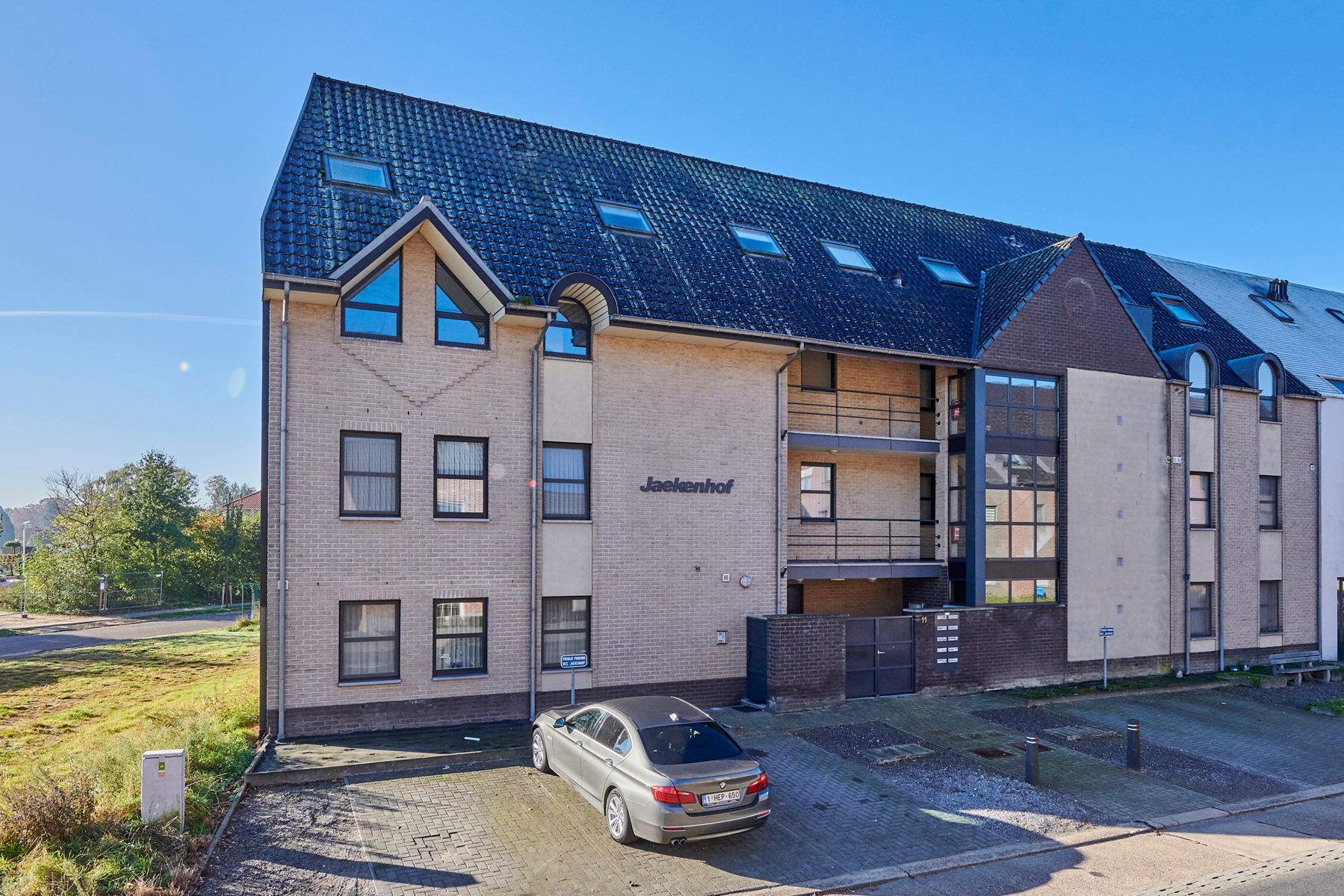 Appartement te koop foto {{pictureIndex}}