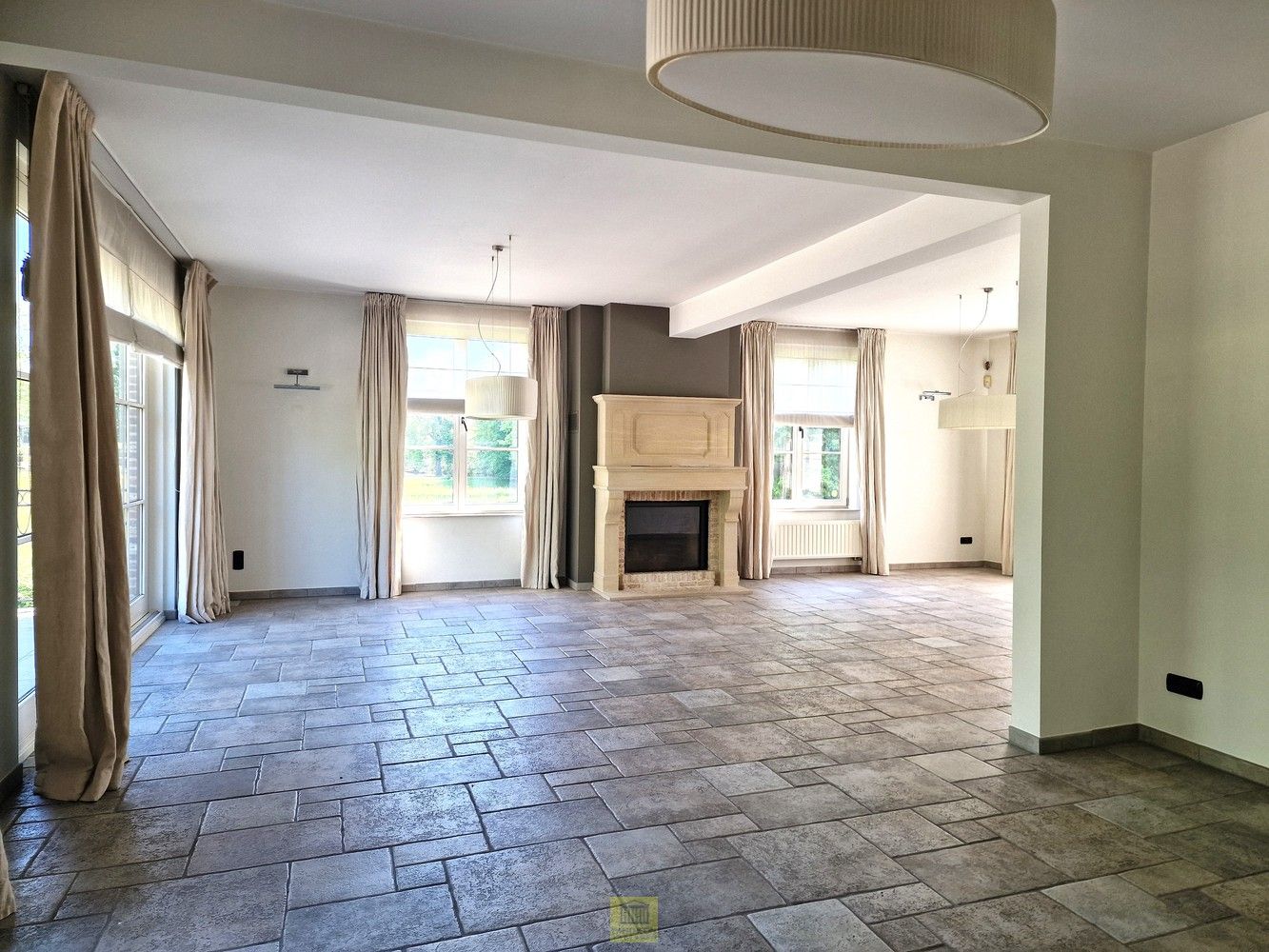 Exclusieve villa te huur in Moorsel (Aalst) – Ruimte, comfort en klasse in een unieke omgeving foto 6