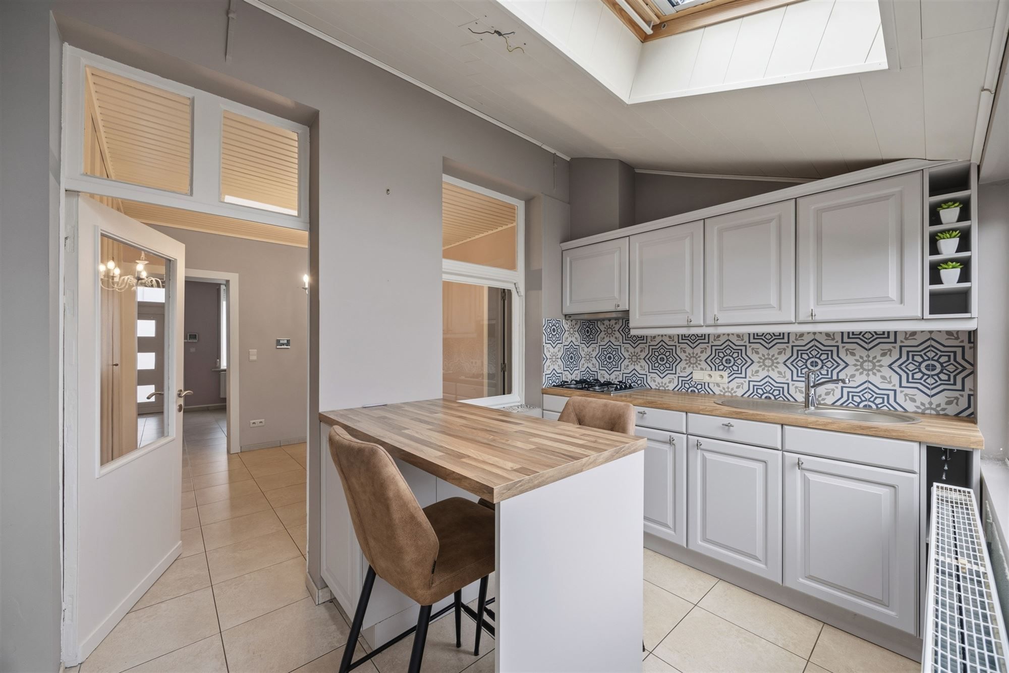 ZEER CHARMANTE WONING (81M²) MET 1 SLAAPKAMER EN RUIM TERRAS TE MEERHOUT foto 2