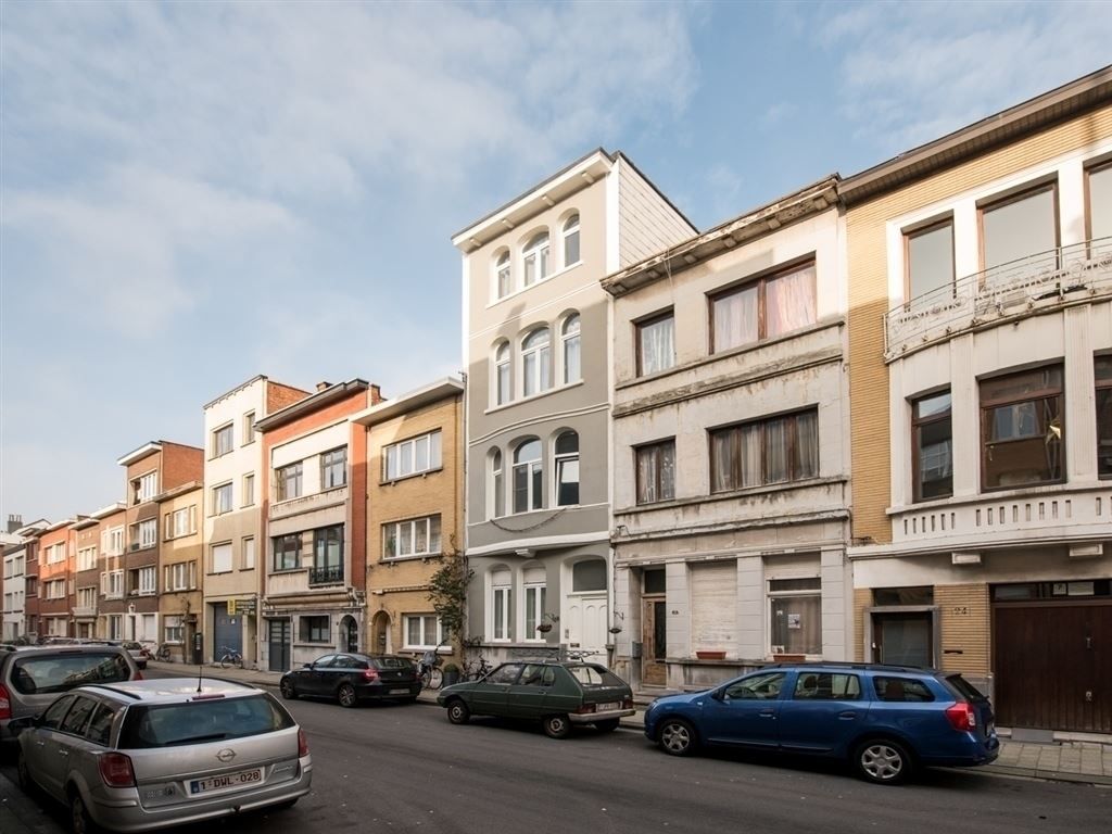 Appartement in authentiek herenhuis op toplocatie foto 13