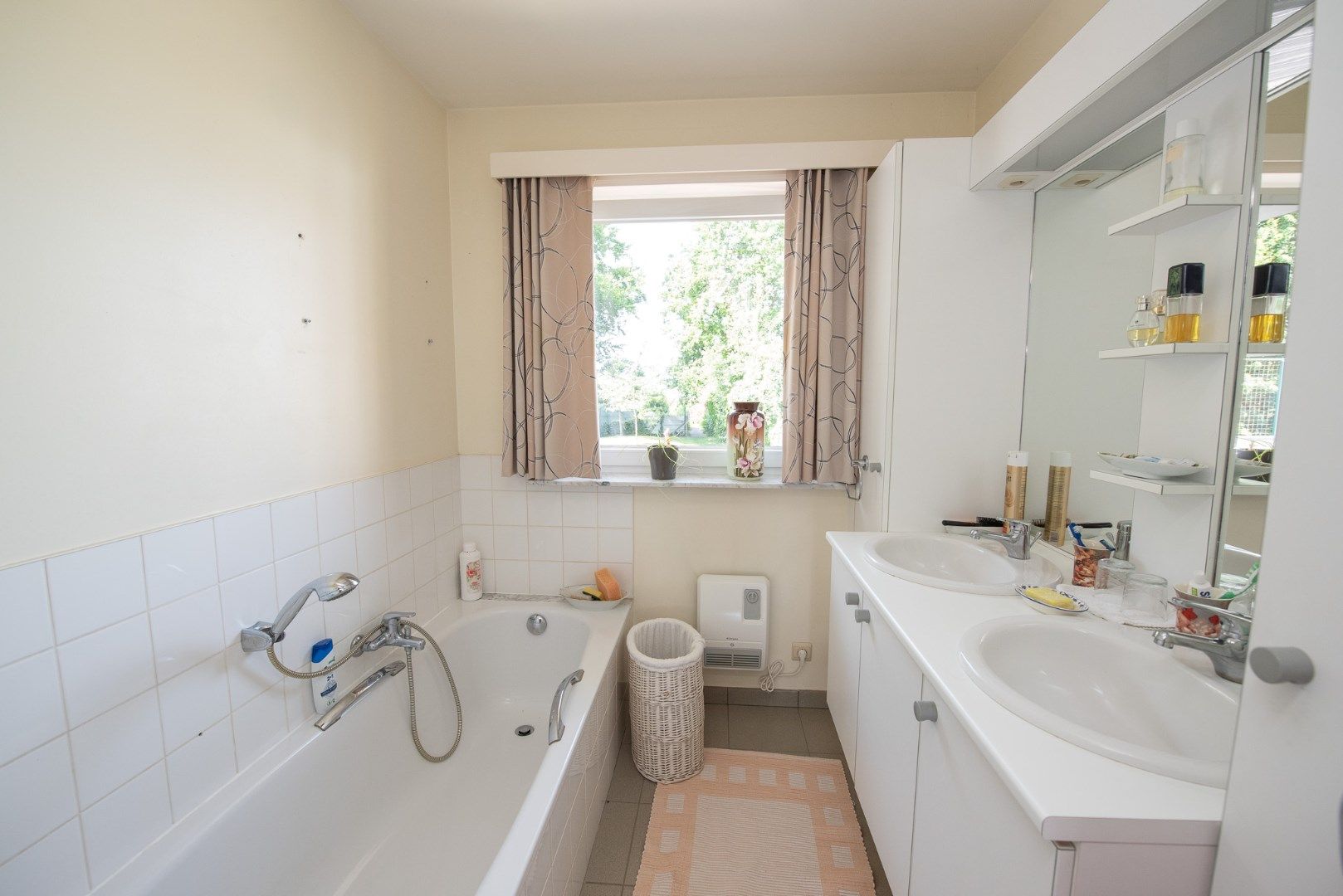 INVESTERINGSGEBOUW met 3 volwaardige appartementen + 3 garageboxen te Waregem. foto 15