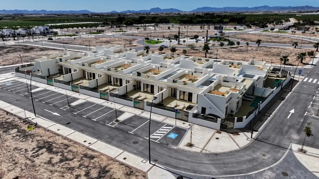 Universe Villas ( El Alba) - Roldan foto 2