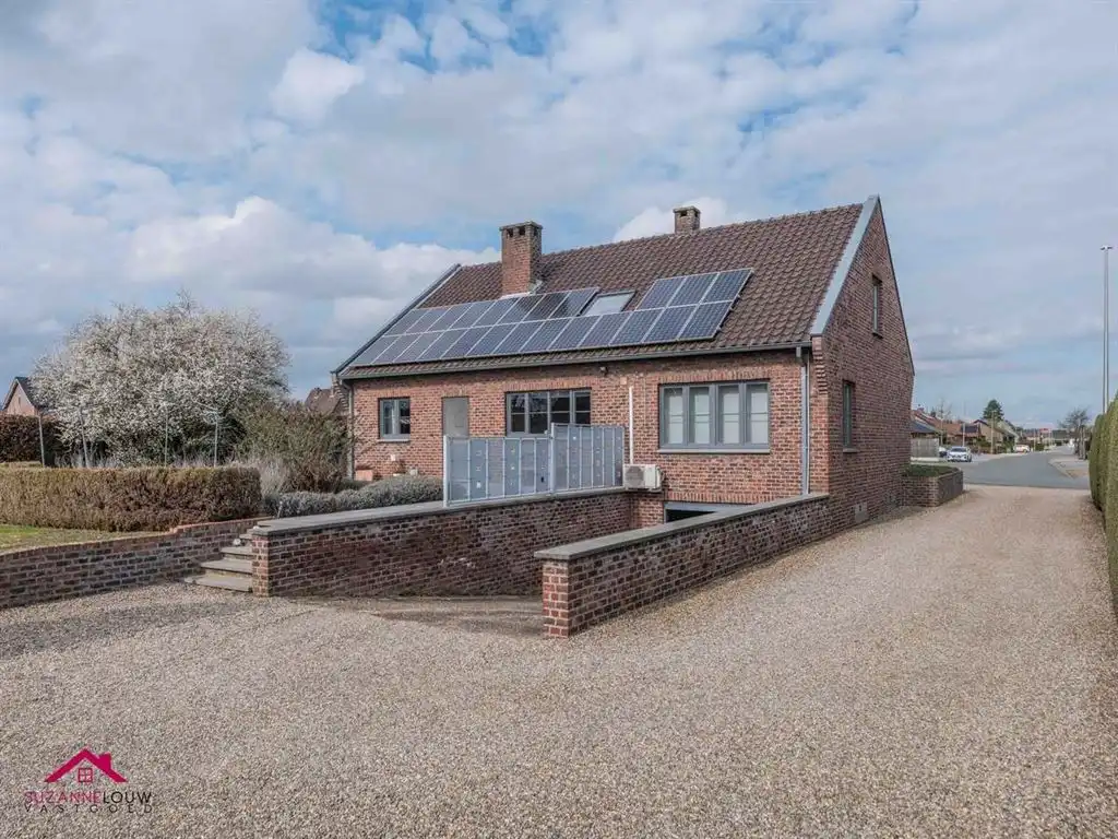 Gezellige vrijstaande woning, volledig onderkelderd foto 5