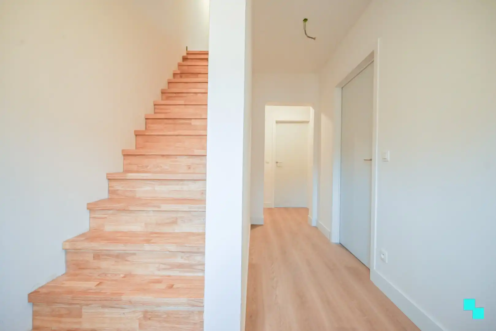 Ruime, instapklare woning met 4 slaapkamers nabij het centrum van Izegem foto 18