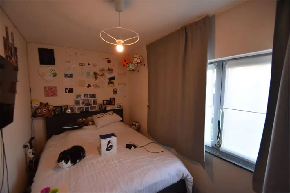 Modern ingericht gelijkvloers appartement foto 7