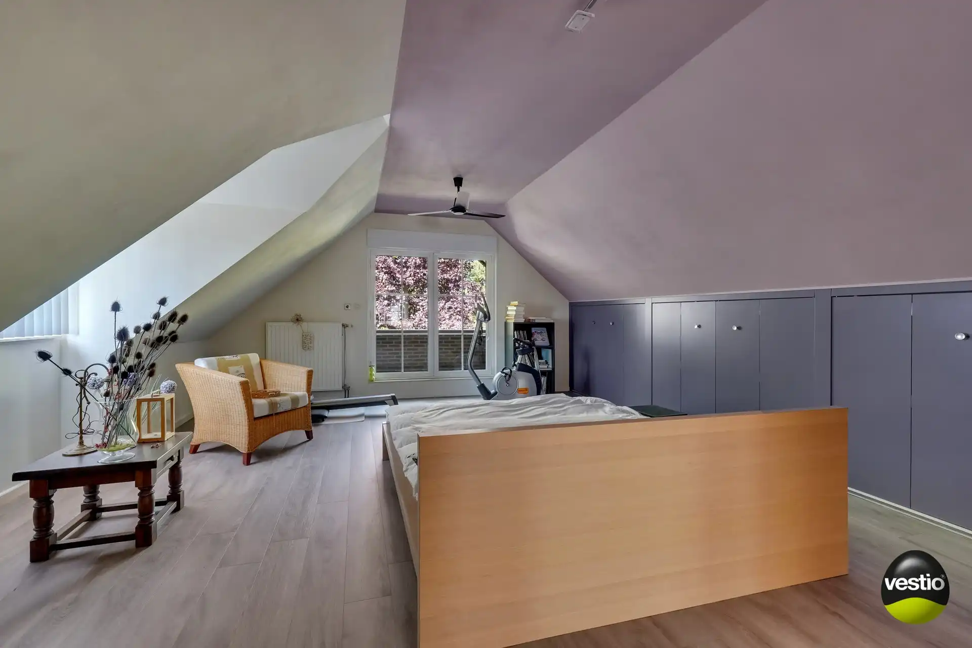 RUIM, ENERGIEZUINIG LANDHUIS GELEGEN TEGEN NATUURGEBIED foto 28