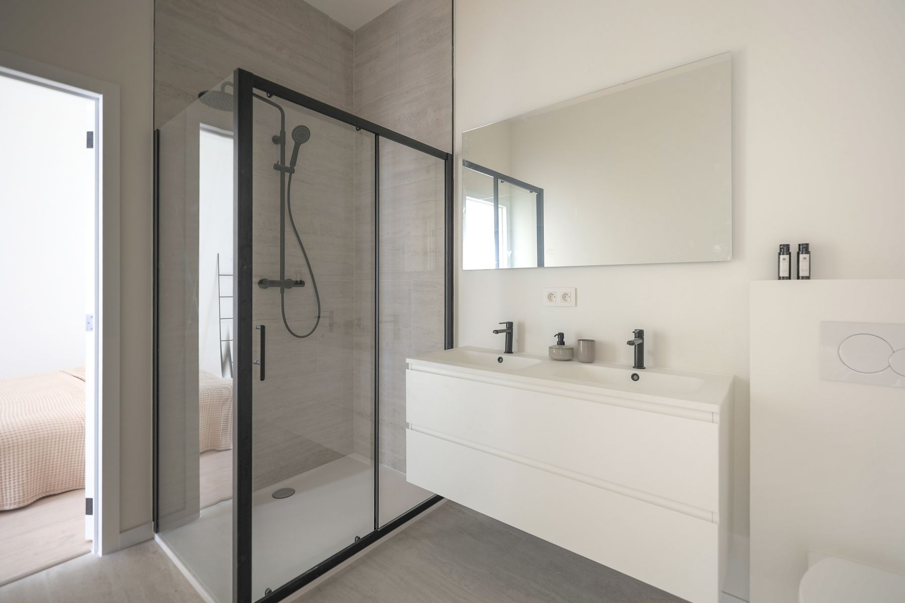 Prachtig gelijkvloerse 3 SLK appartement in St-Andrieswijk foto 17