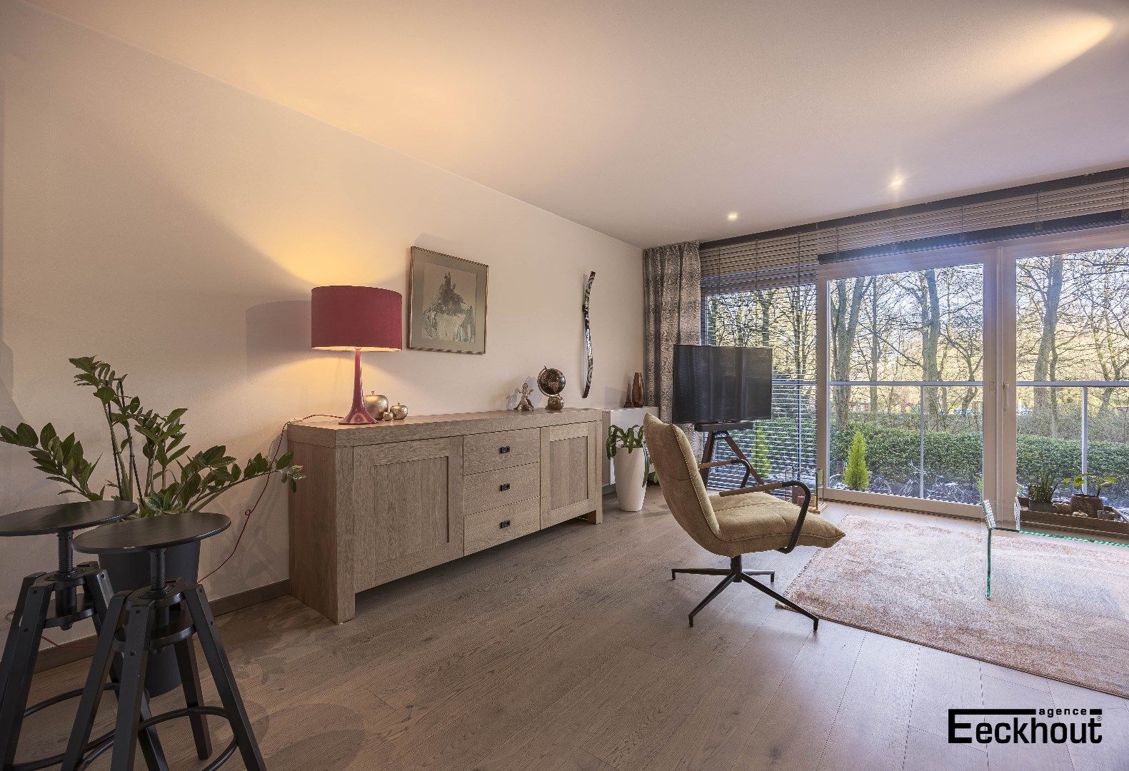 Modern centraal gelegen appartement met groen zicht op het Leopoldpark. foto 5