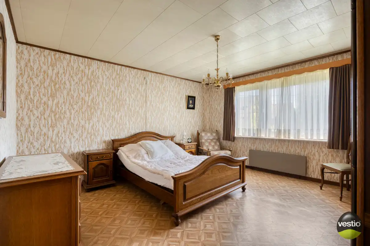 RUSTIG GELEGEN TIJDLOZE WONING MET 4 SLK EN RUIME TUIN. foto 20