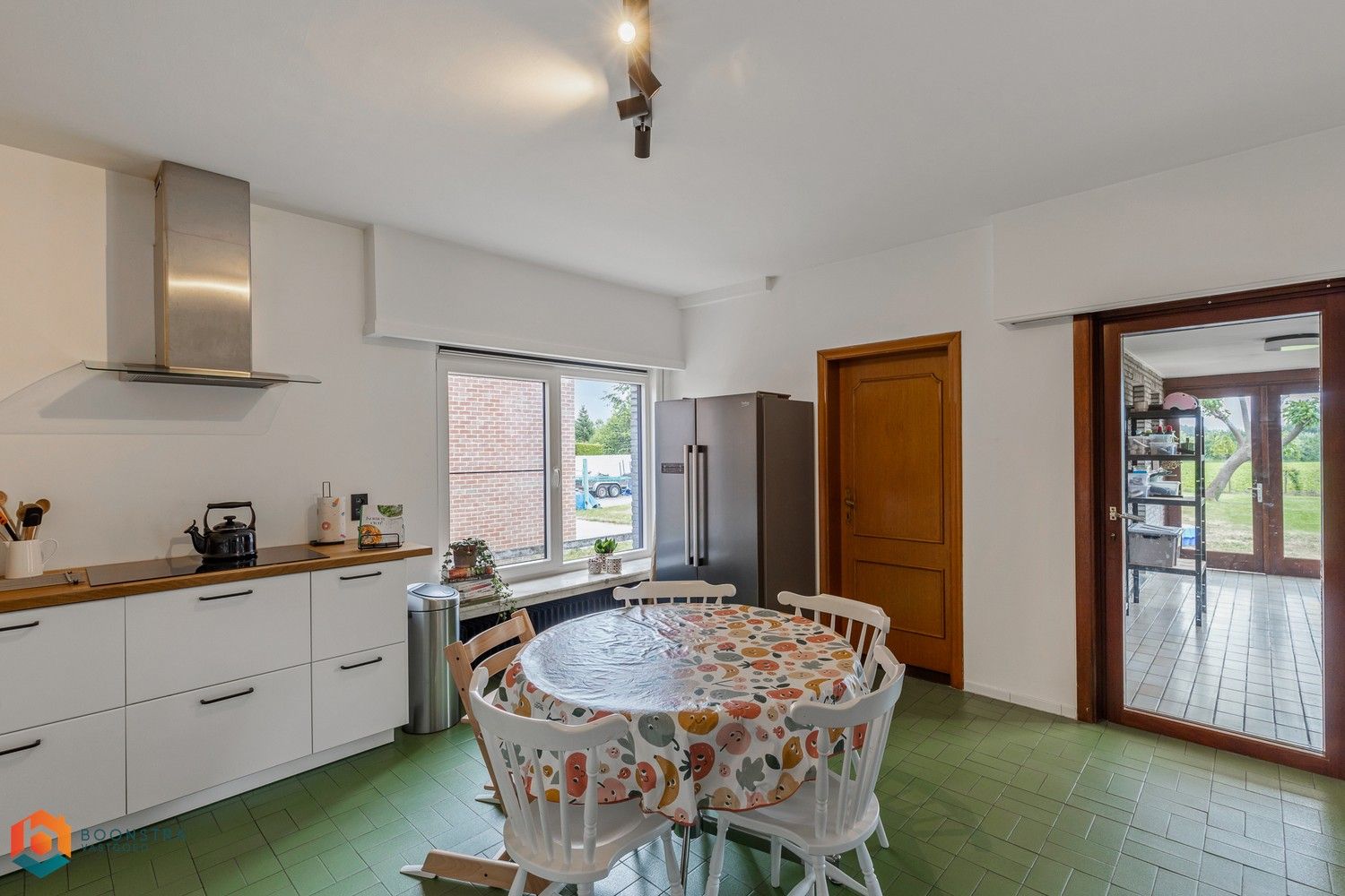 Vrijstaande woning met 3 slpkrs, garage en tuin te Putte foto 9