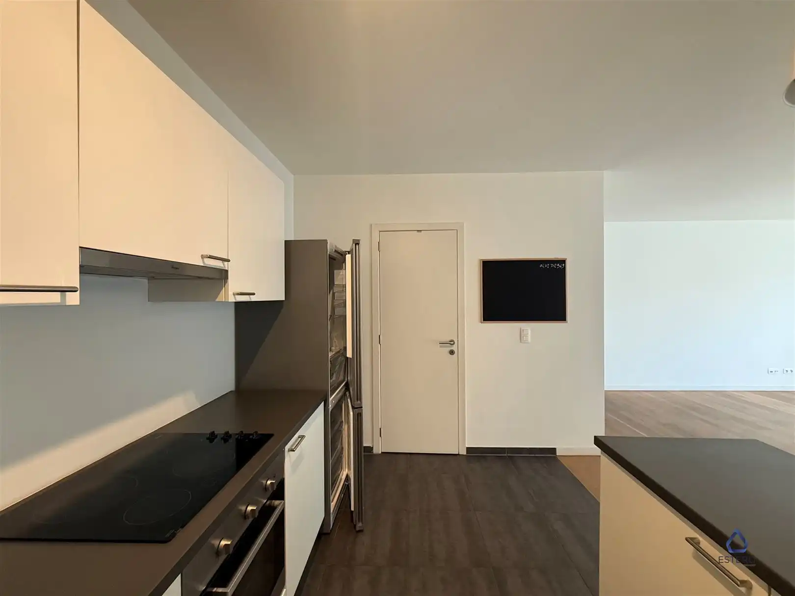 Modern nieuwbouwappt 2-SLK te Tour & Taxis foto 10