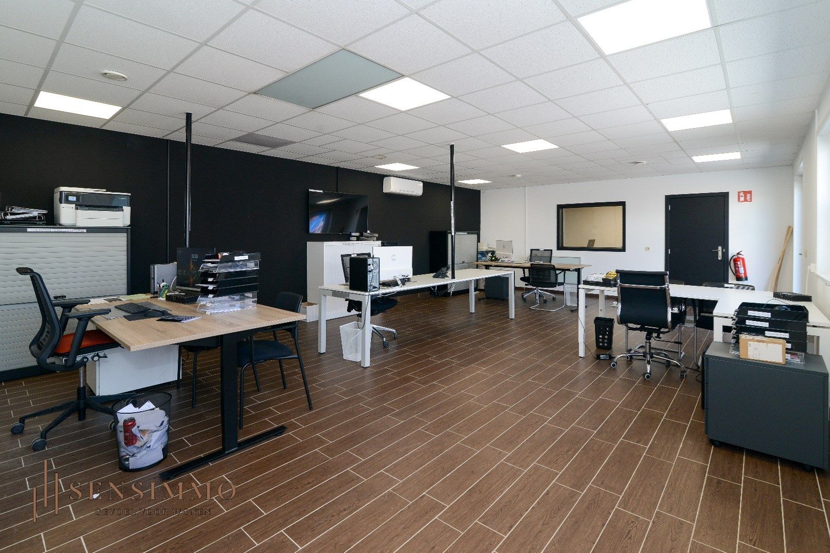 Ruime loods, geschikt voor vrachtwagengarage, op industriezone in Houthalen-Helchteren foto 15