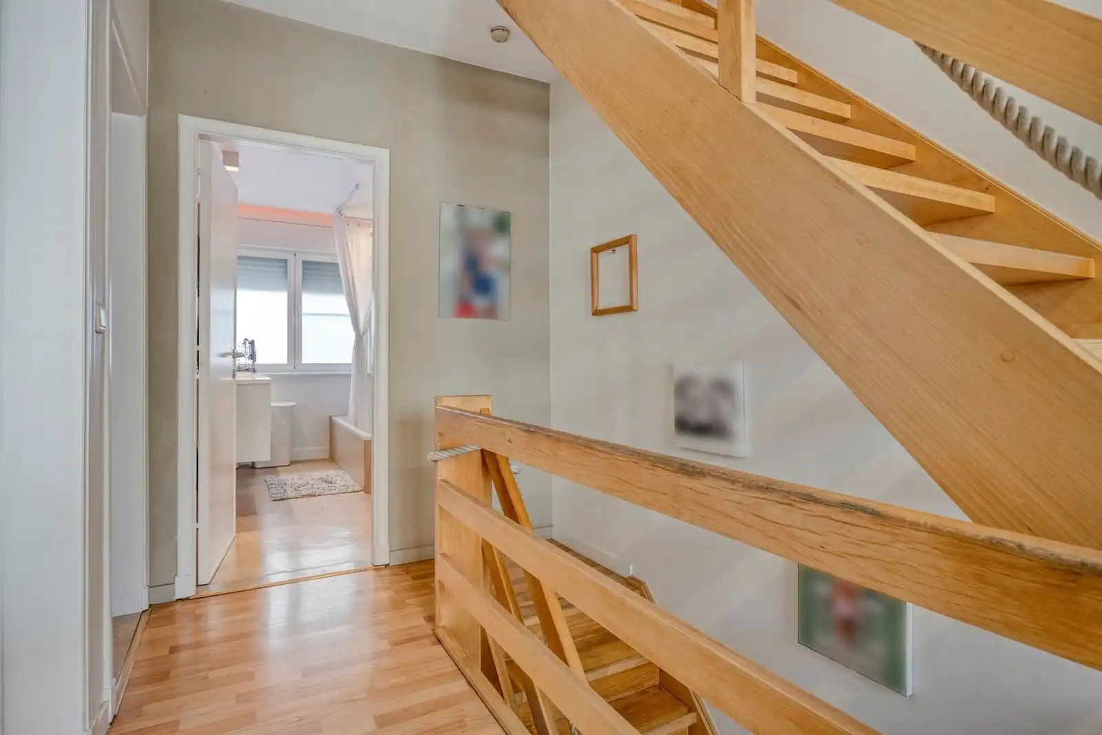 Instapklare gezinswoning met 4 slaapkamers op toplocatie in Elsdonk! foto 12