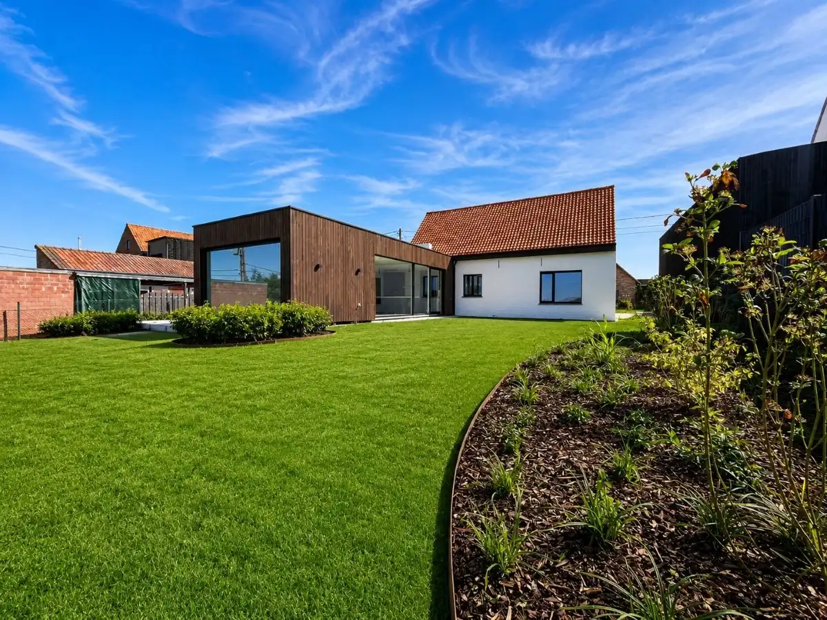 Zonnebeke – Exclusief gerenoveerde woning met 5 slaapkamers en landelijk uitzicht foto 26