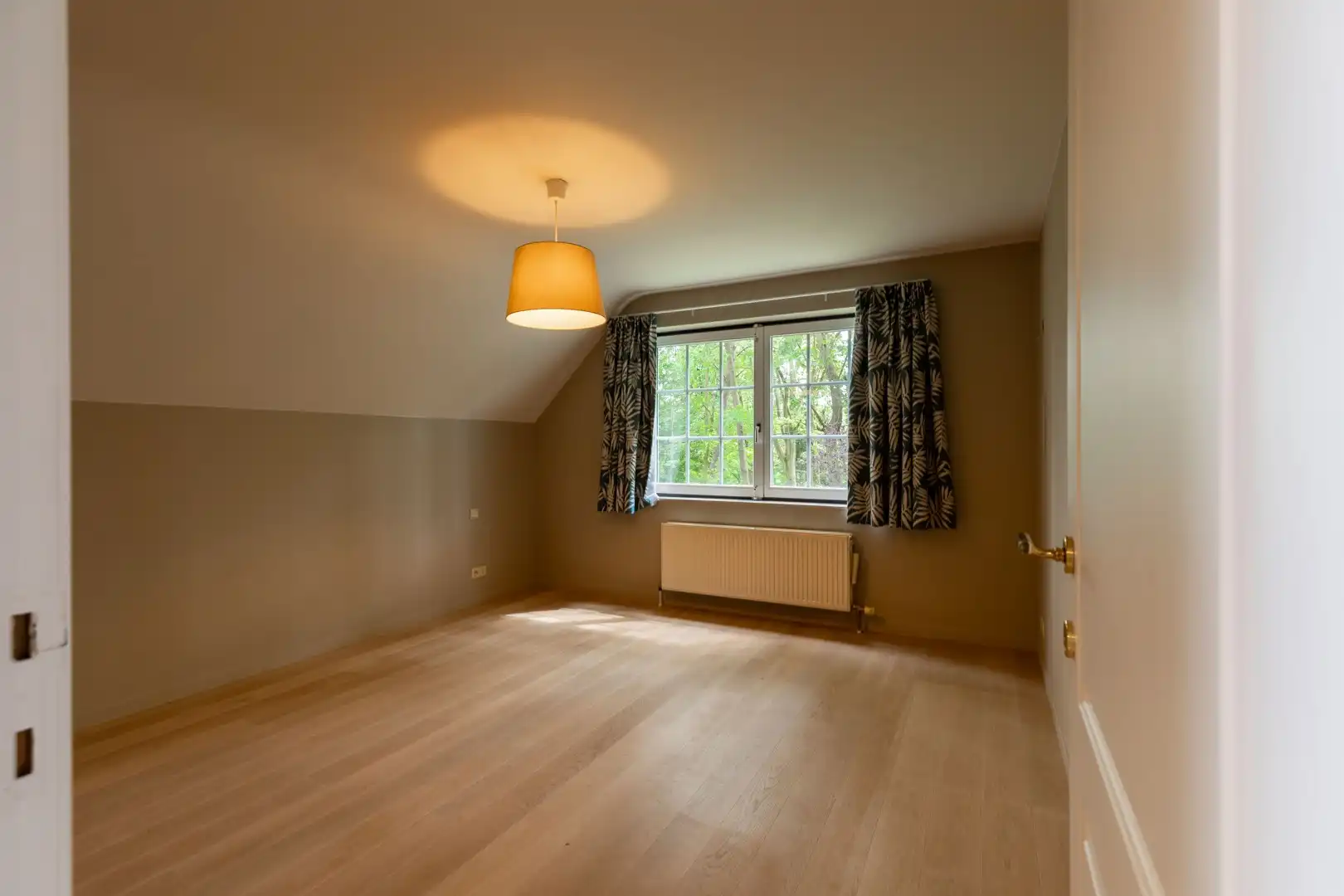 Woning met vier slaapkamers op de groene Heikantberg foto 18