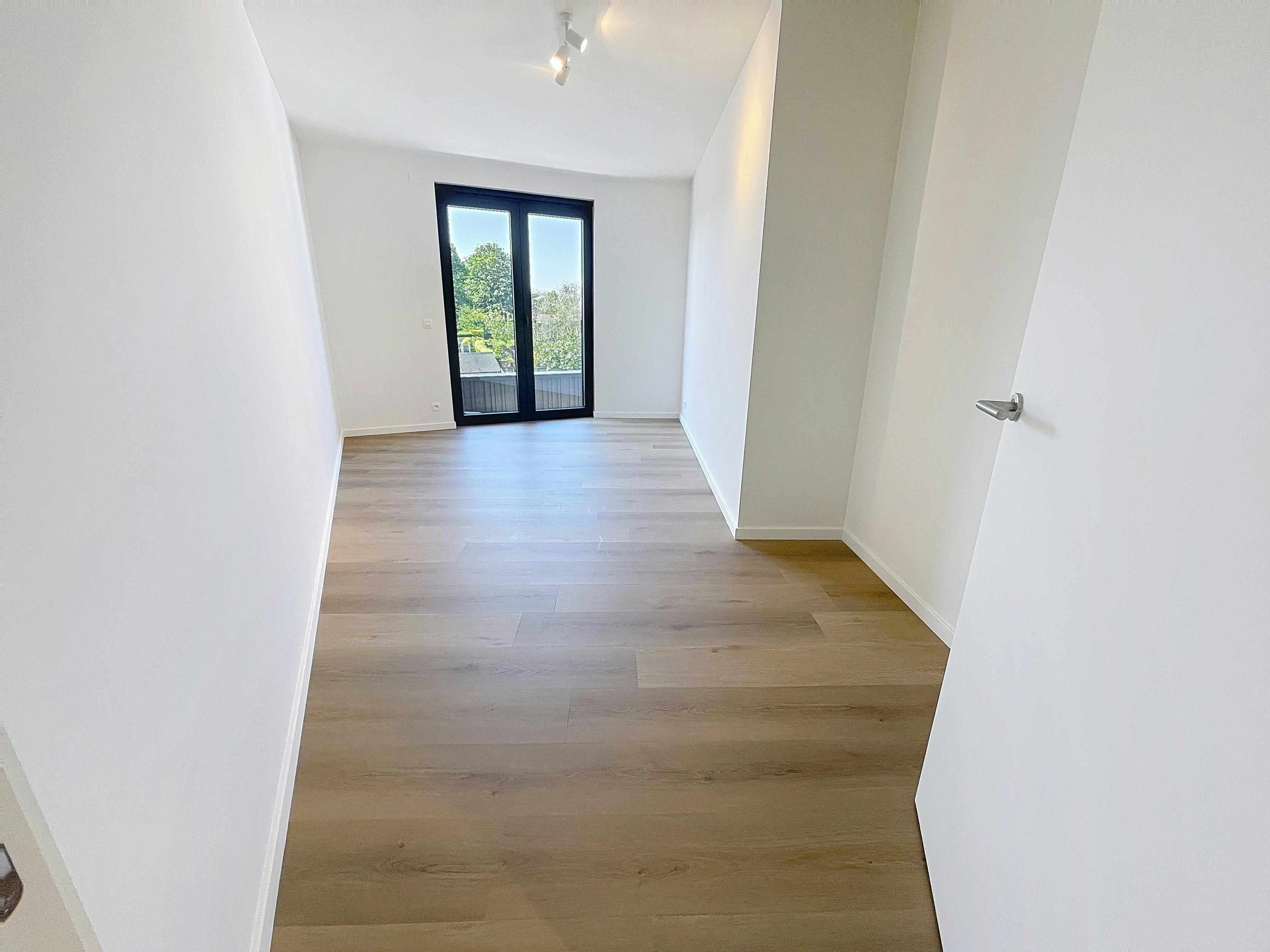 Instapklaar appartement (106m²) te koop in Waregem foto 12