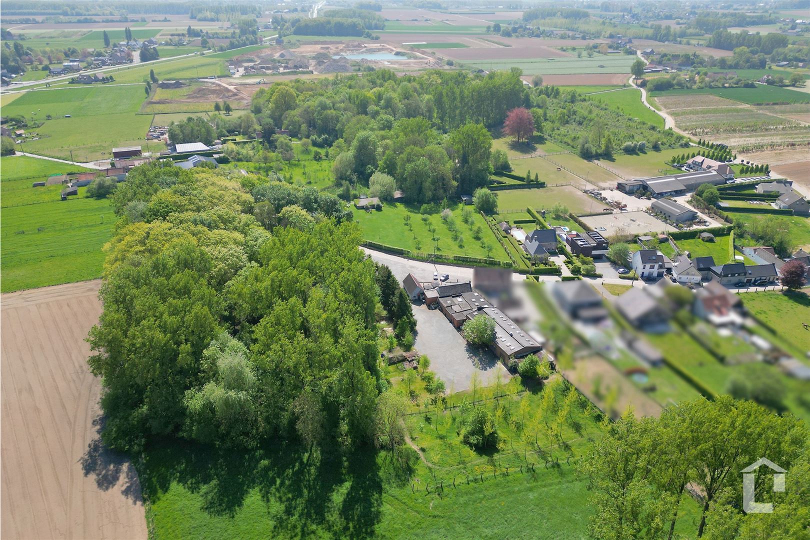 Prachtig terrein voor ruime woning met grote tuin foto 5