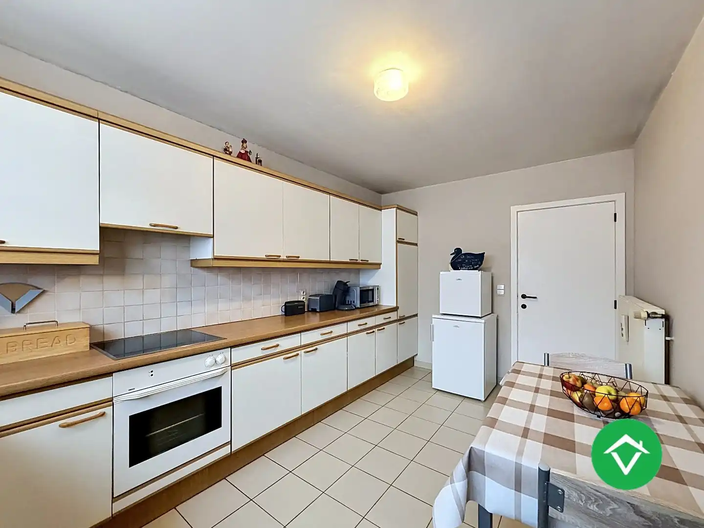 Duplex appartement met 2 slaapkamers groot terras en garage te Handzame foto 9