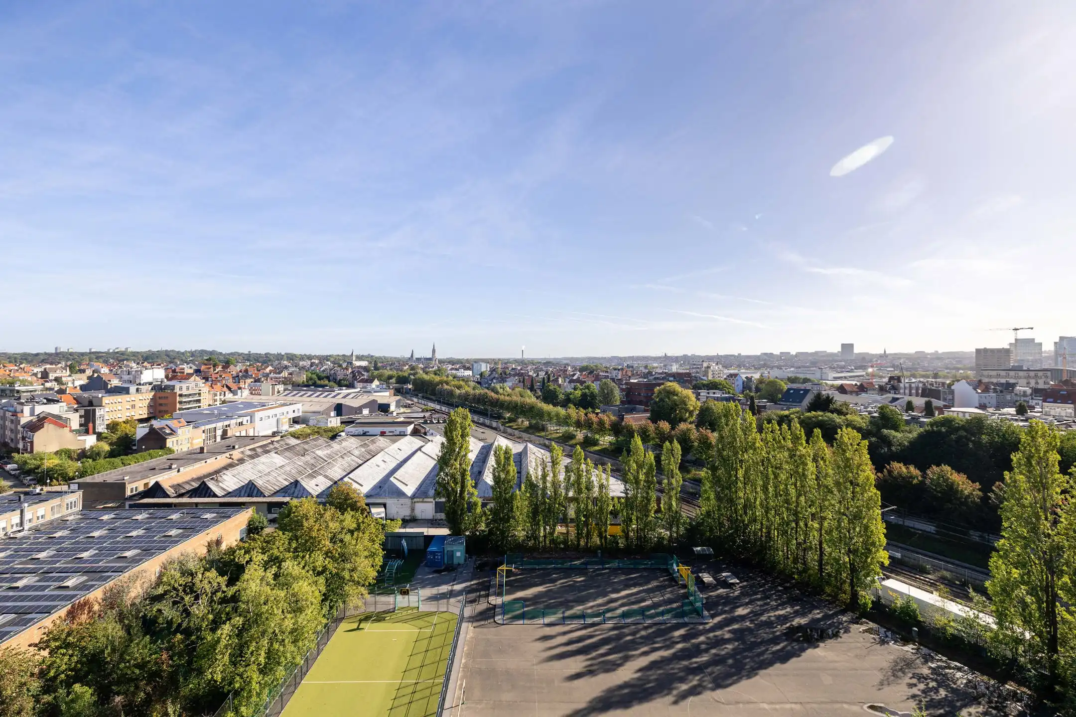 Mooi 1-slaapkamerappartement met overdekte parkeerplaats inbegrepen foto 4