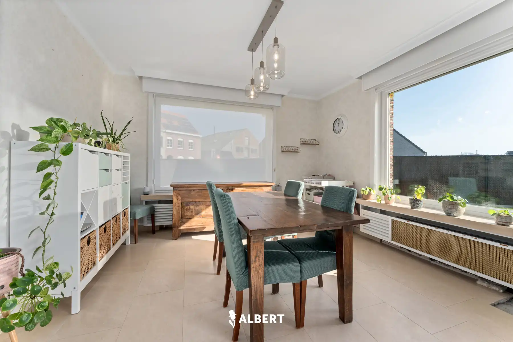 Statige open bebouwing met 4 slaapkamers, bureel, tuin, terras en garage in Izegem foto 5