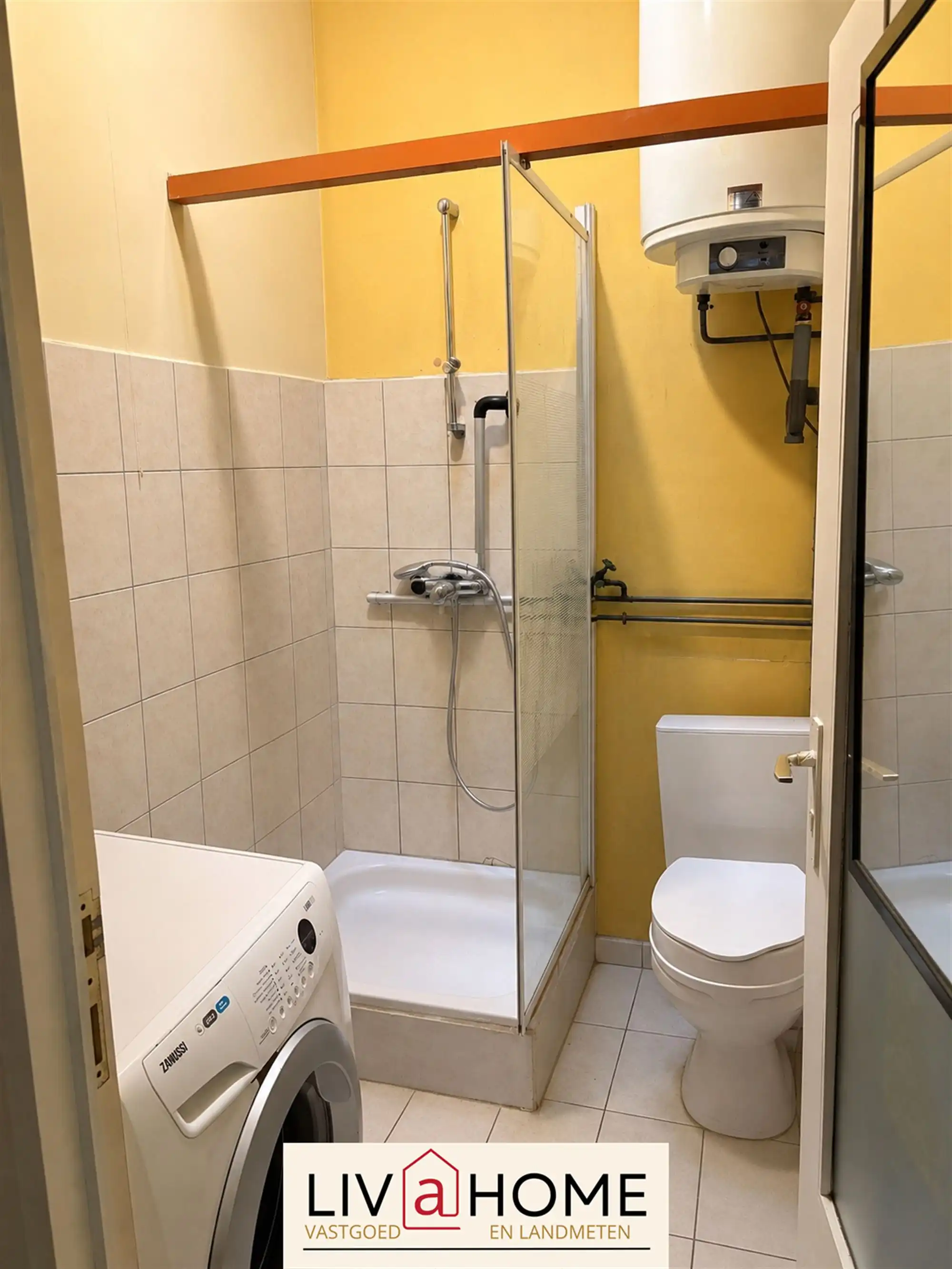 Opbrengsteigendom in centrum van Beerzel foto 19