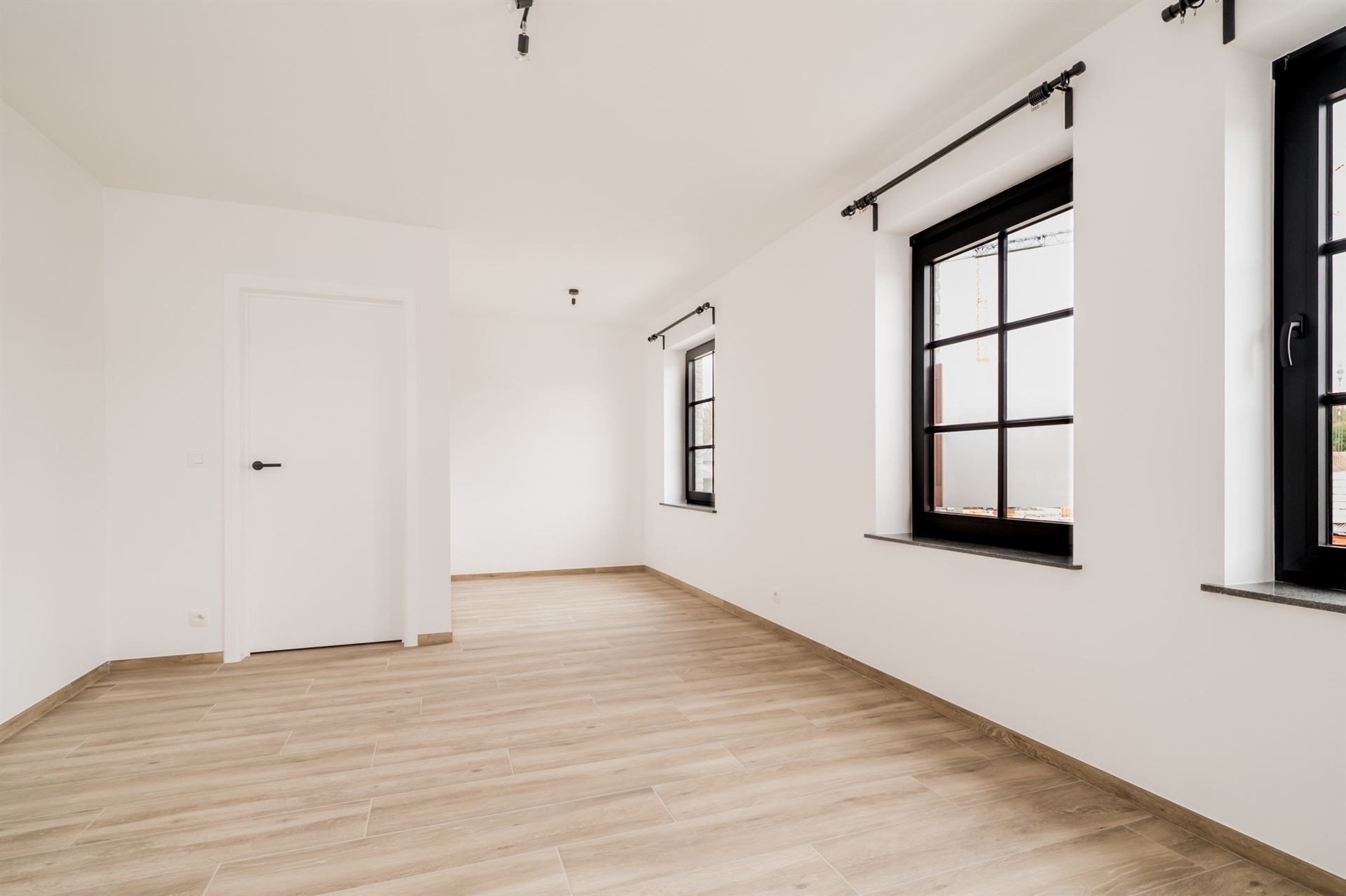 Moderne nieuwbouwwoning met 4 slpkm, tuin en garage  foto 13