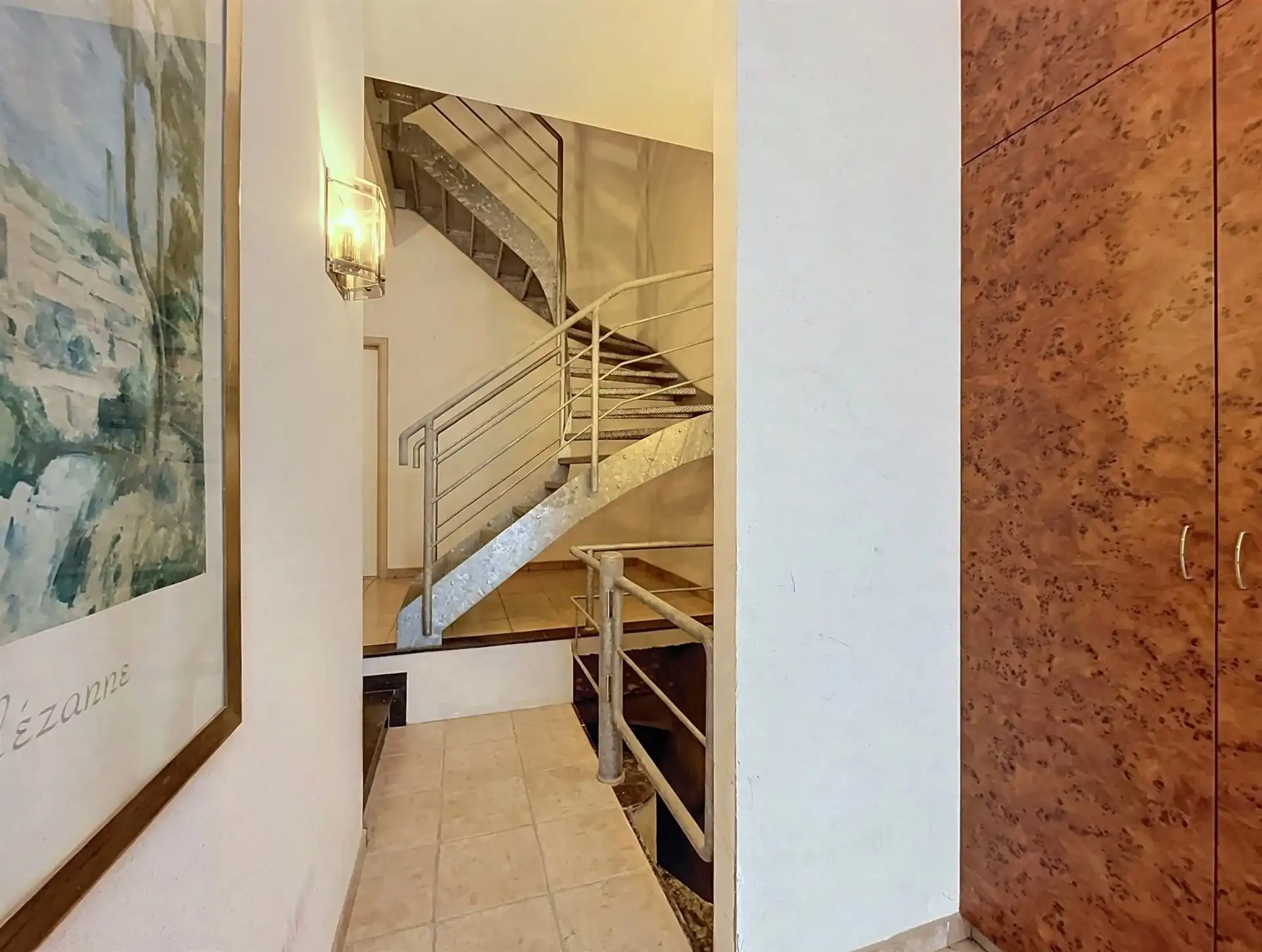 Instapklaar appartement in centrum Sint-Niklaas! foto 13