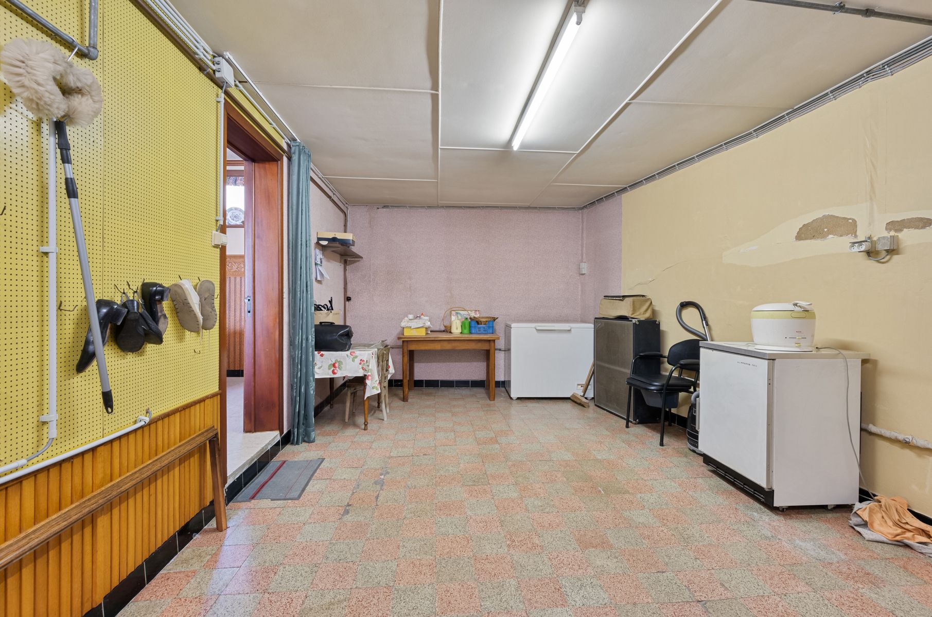 Ruime woning met 3 slaapkamers foto 8