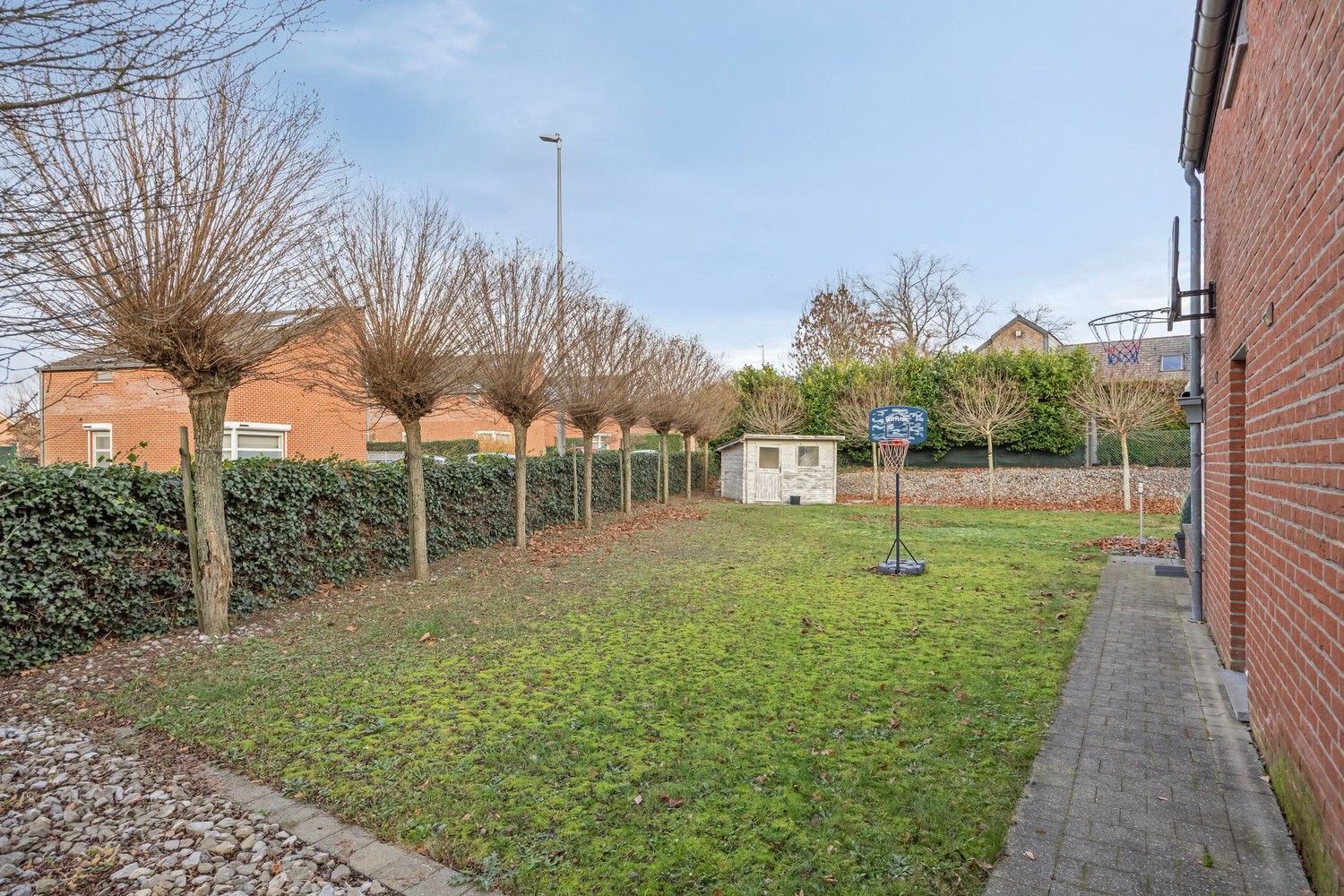 Rustig gelegen halfopen bebouwing met 3 slaapkamers, veranda en garage in Houthalen-Helchteren foto 31