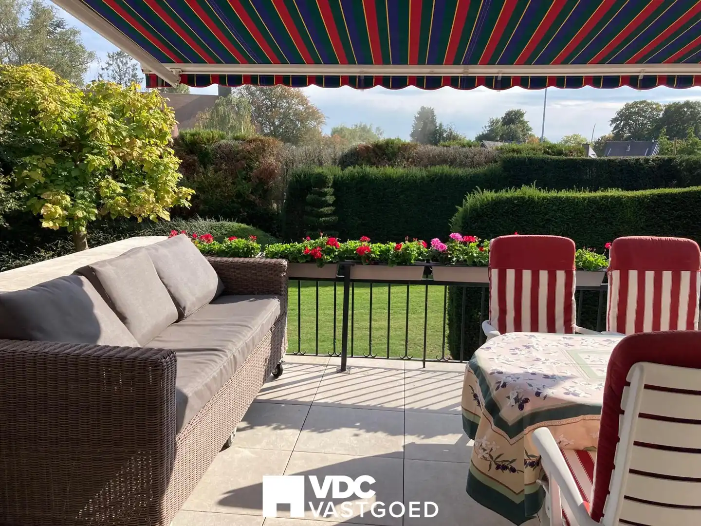 Unieke villa met kantoorruimte, binnenzwembad en opsplitsingsmogelijkheid – Tongeren/Borgloon foto 7