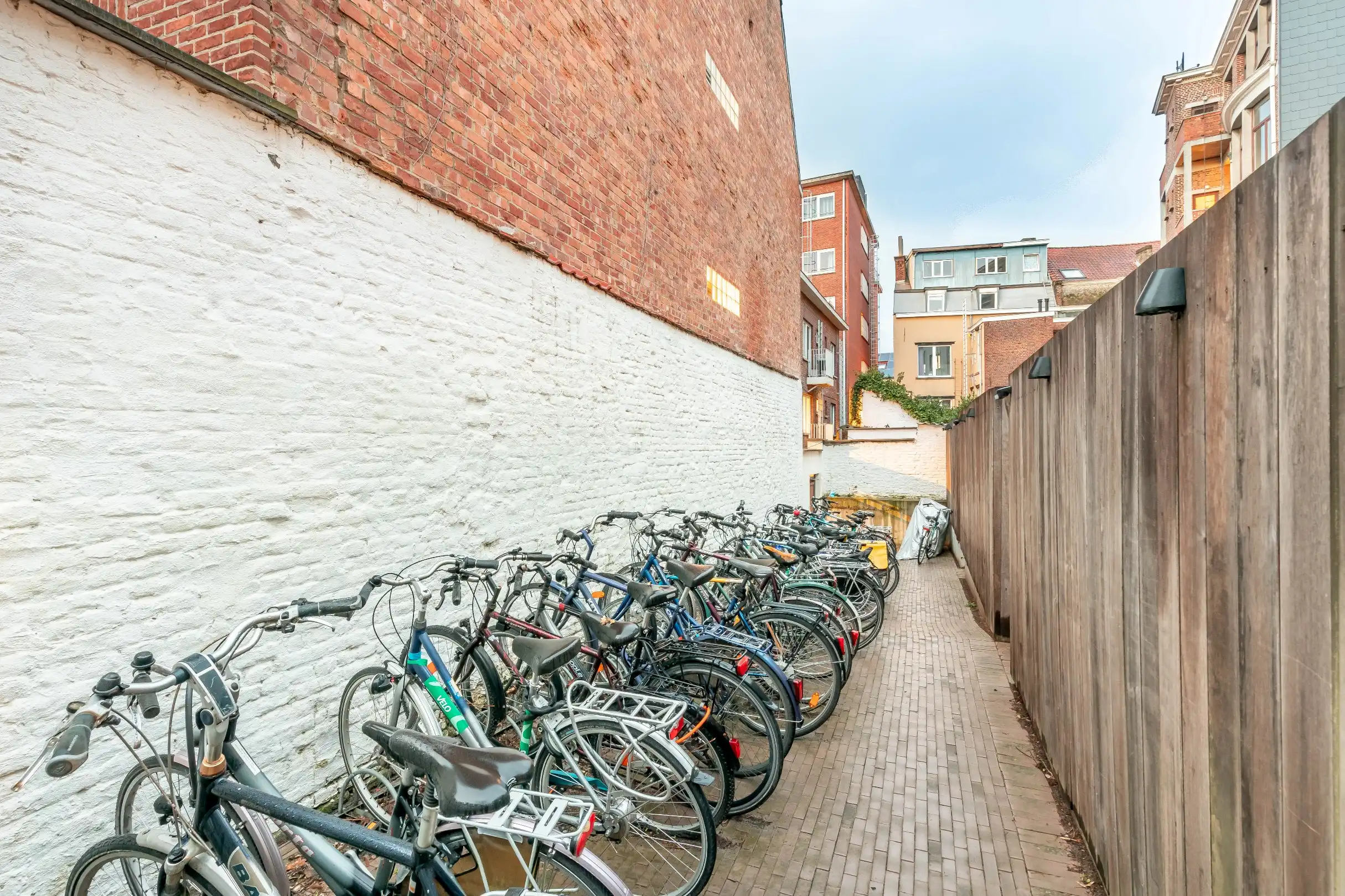 Studentenkamer met eigen sanitair op toplocatie! foto 11