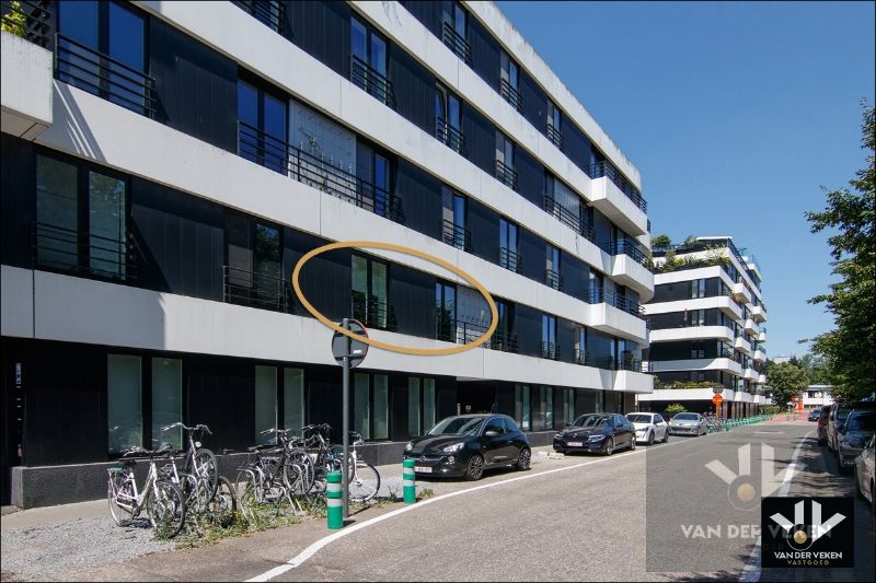 ZEER MOOI AFGEWERKT 2-SPLKAPP IN RESIDENTIE ZUIDZICHT foto 22