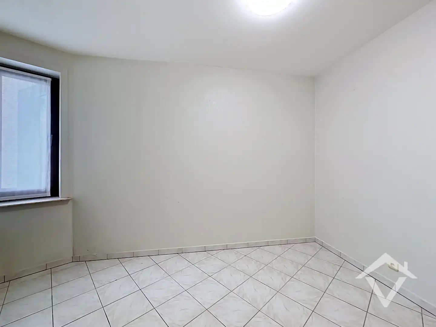 Gelijkvloers appartement met 2 slaapkamers in hartje Koekelare foto 10