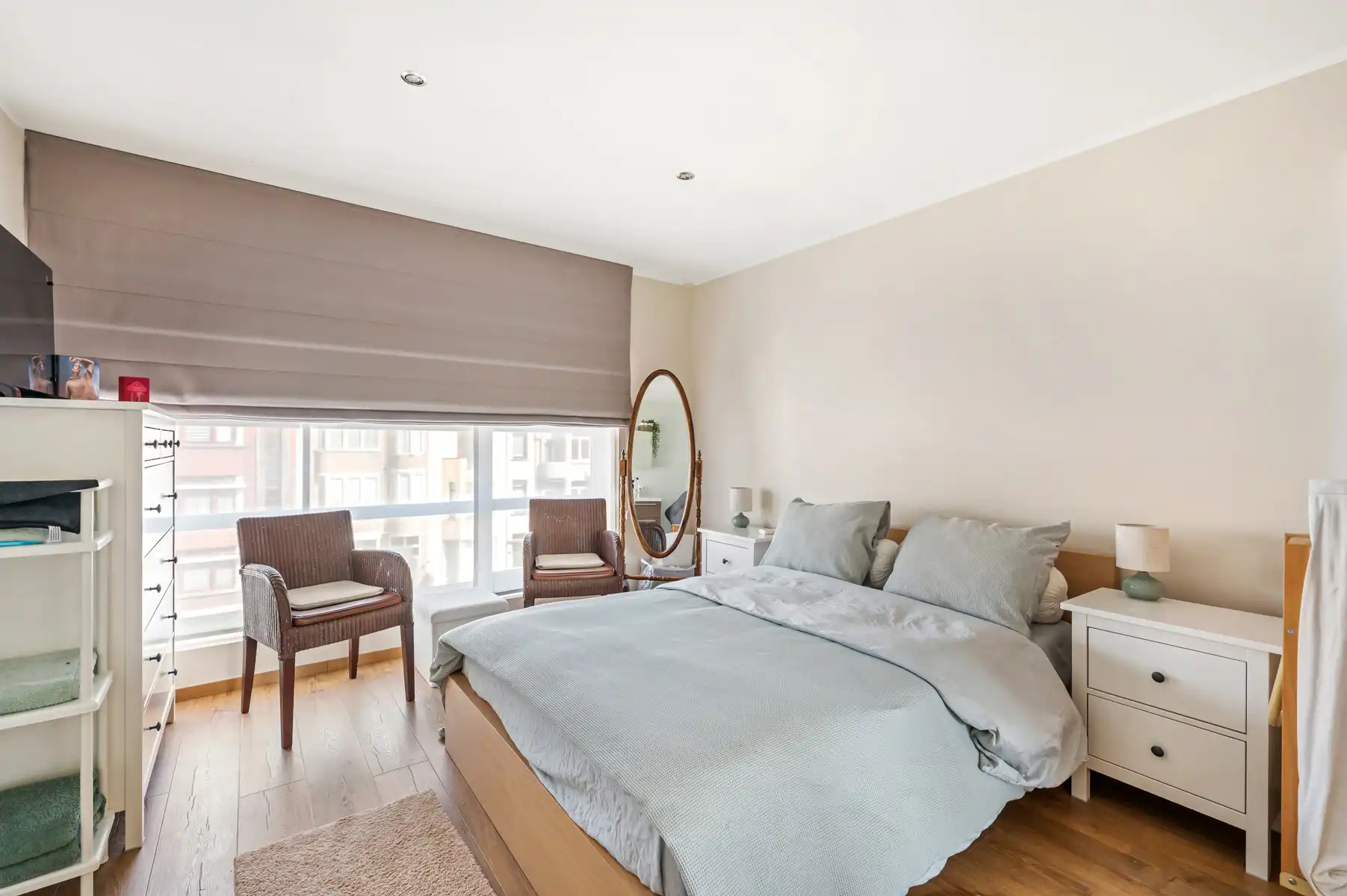 Grote woning met tal van mogelijkheden foto 13
